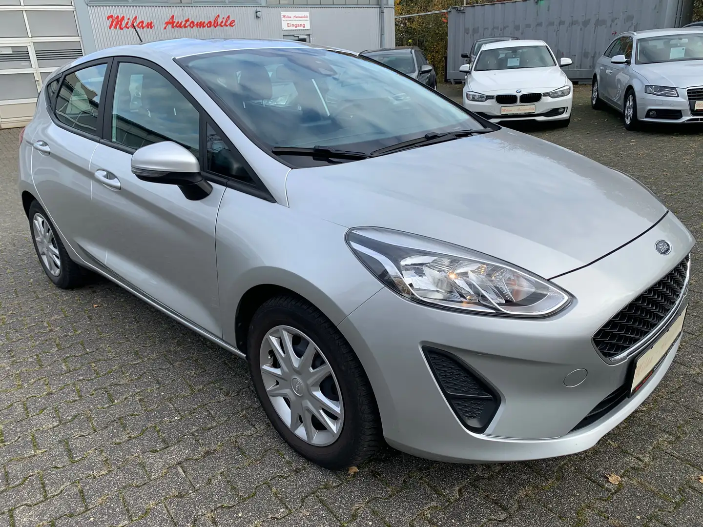 Ford Fiesta Automatik-Klima-Navi-DAB-Sitzheiz.5 Trg -57 Tkm Silber - 1