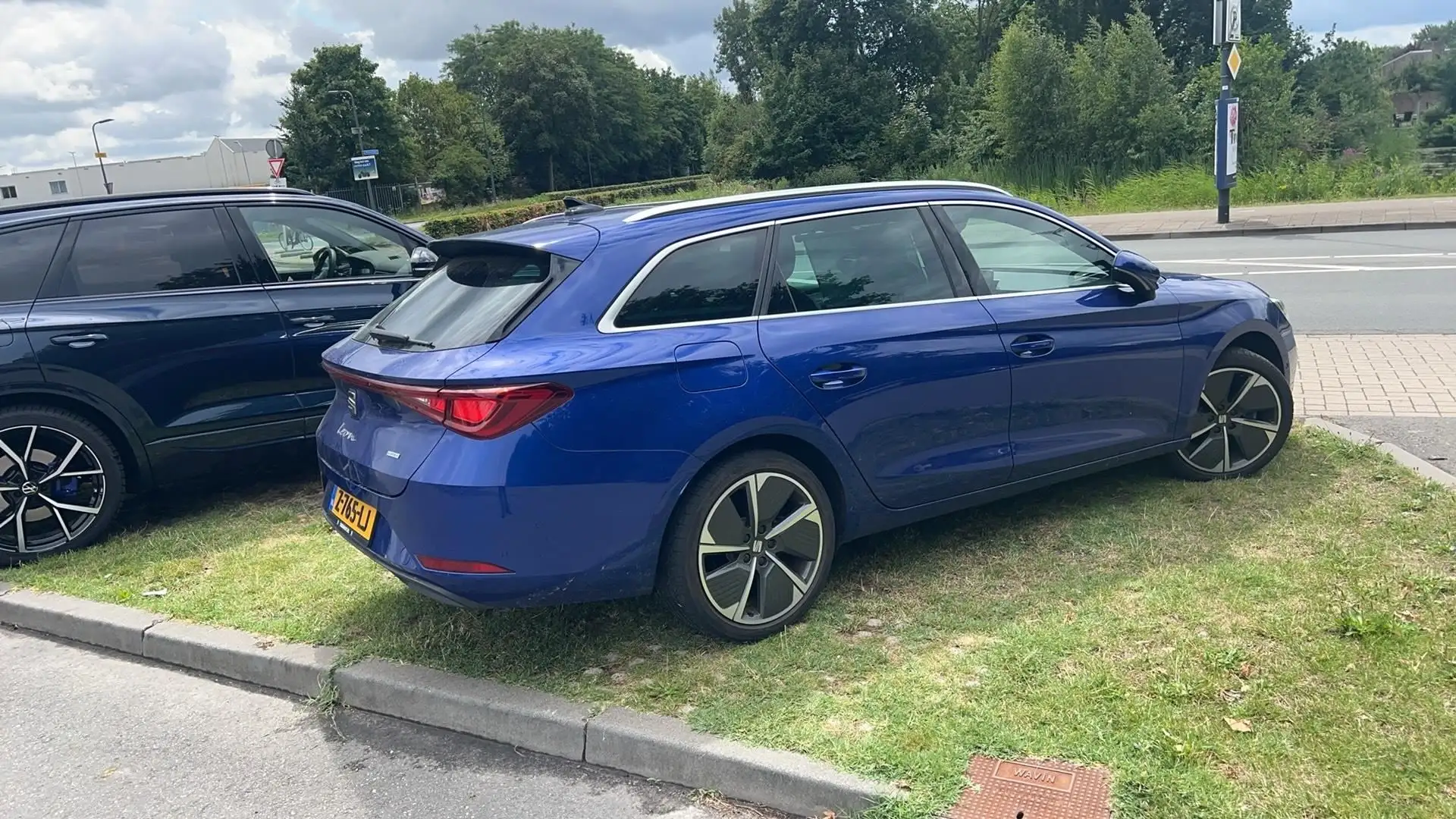 SEAT Leon e-Hybrid Sportstourer 1.4 TSI 204pk eHybrid PHEV FR / Panor Albastru - 2
