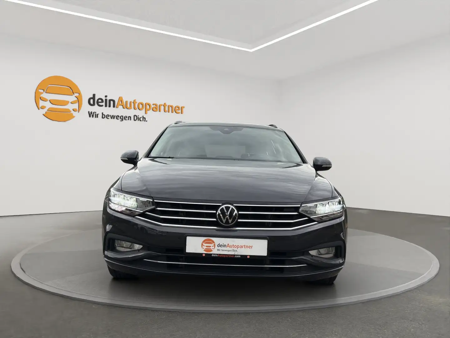 Volkswagen Passat Variant Business 2.0TDI NAVI/LED/ACC/LANE/RFK/MASSAGE Gris - 2