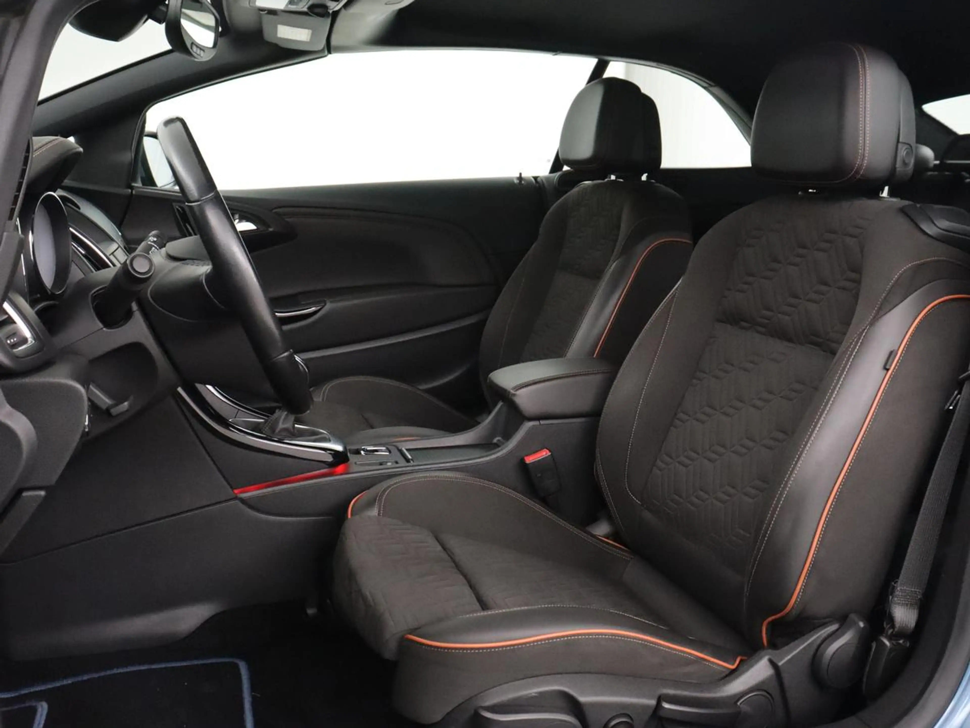 Opel Cascada 1.4 Turbo Cosmo | Stoelverwarming | Trekhaak | Cam — photo 5