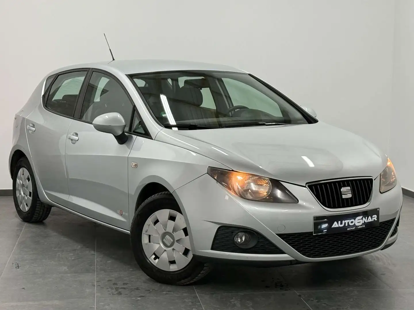 SEAT Ibiza 1.2i Airco - Euro5 - Carnet Gris - 1