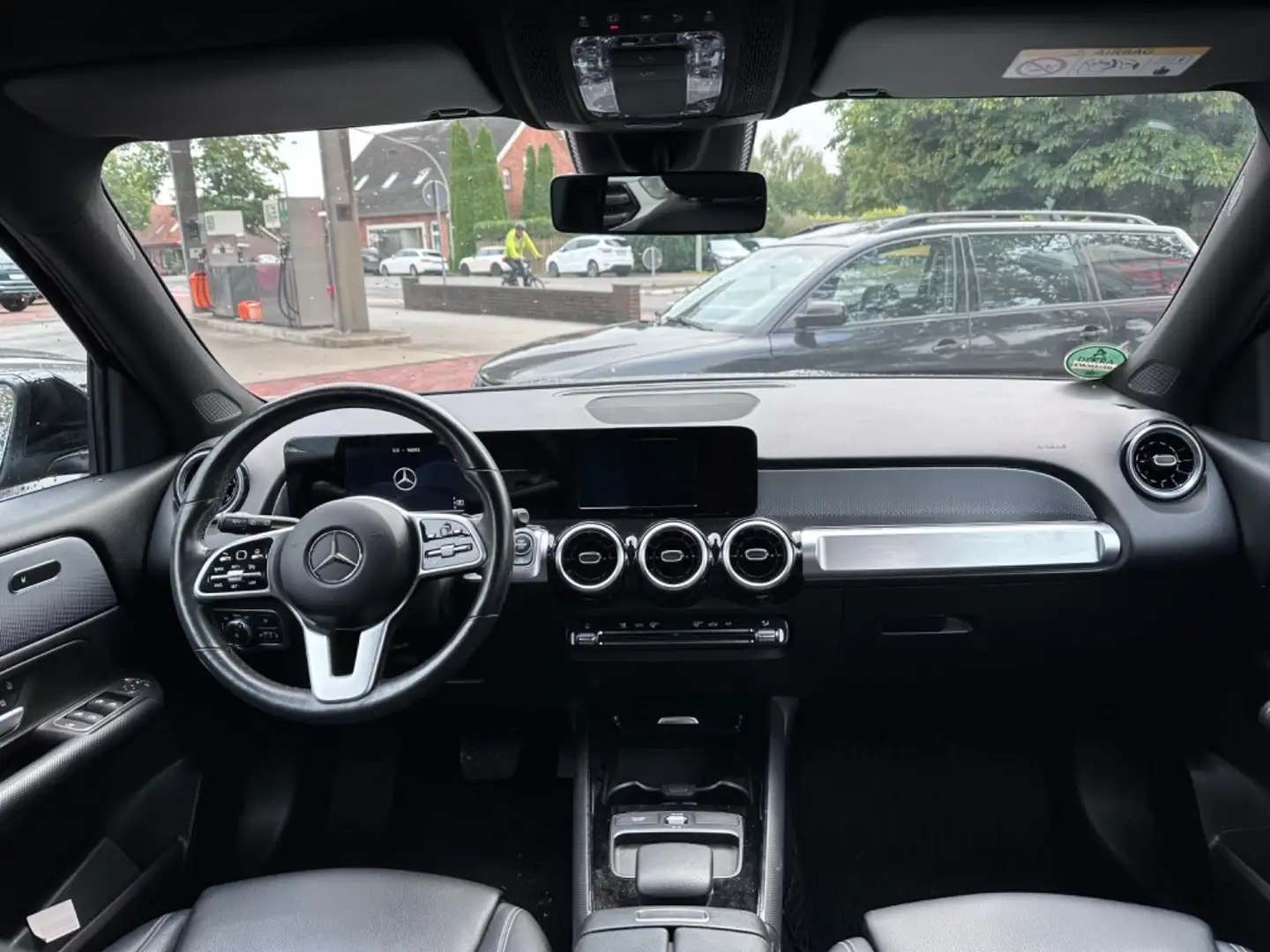 Mercedes-Benz GLB 220 GLB Style-AHK-LED-M Bux Schwarz - 2