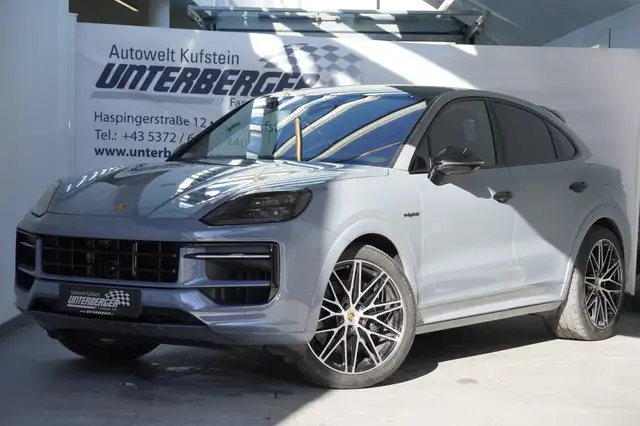 Porsche Cayenne E-Hybrid Ansicht 2