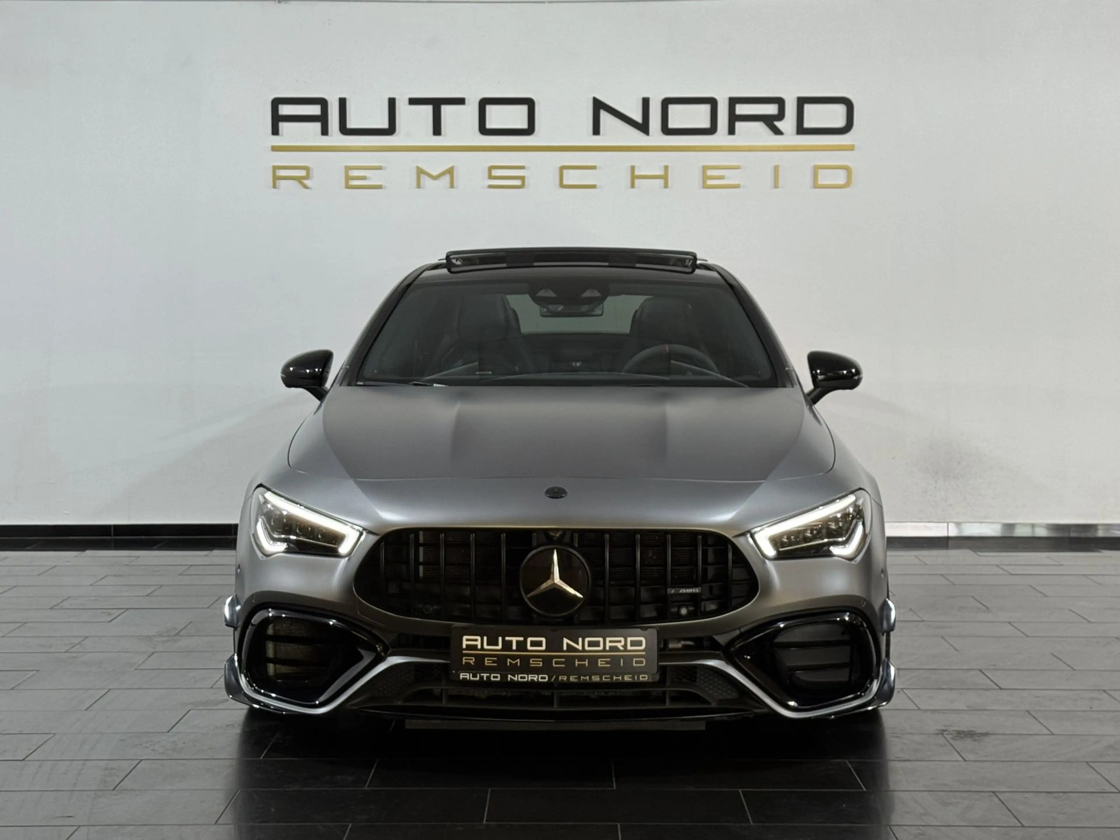 Mercedes-Benz CLA 45 AMG S 4M.*MATT*Aero+*Pano*360°*Burmester* — photo 2