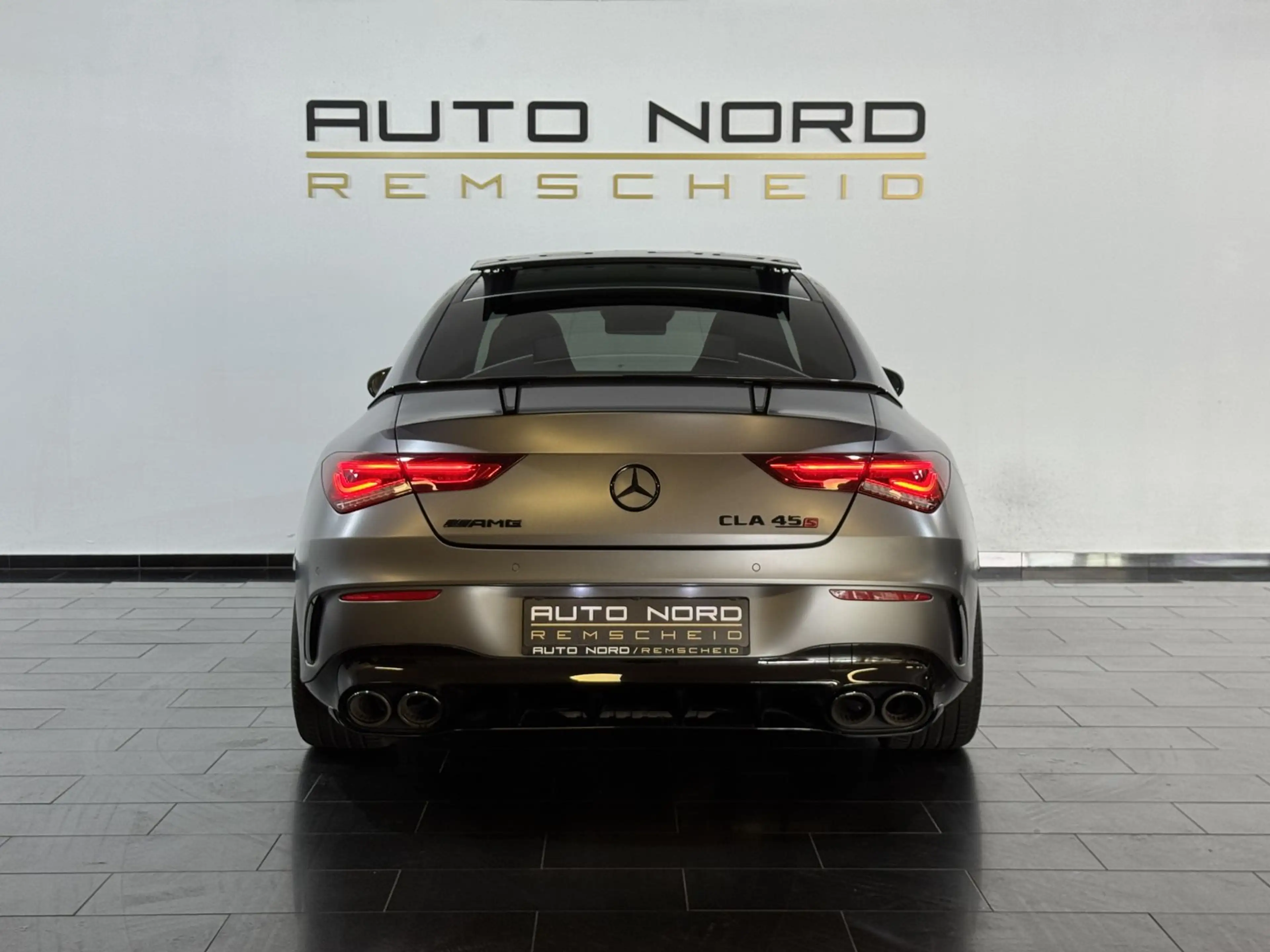 Mercedes-Benz CLA 45 AMG S 4M.*MATT*Aero+*Pano*360°*Burmester* — photo 9