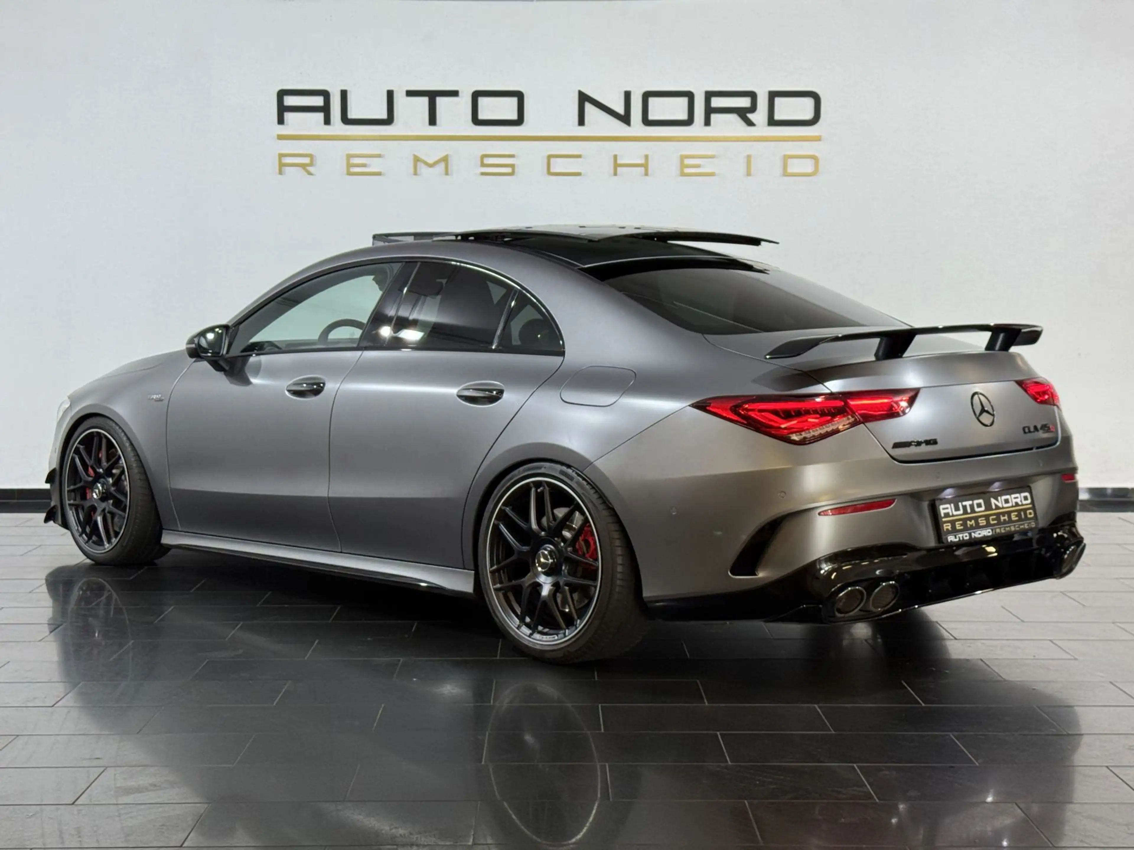 Mercedes-Benz CLA 45 AMG S 4M.*MATT*Aero+*Pano*360°*Burmester* — photo 10