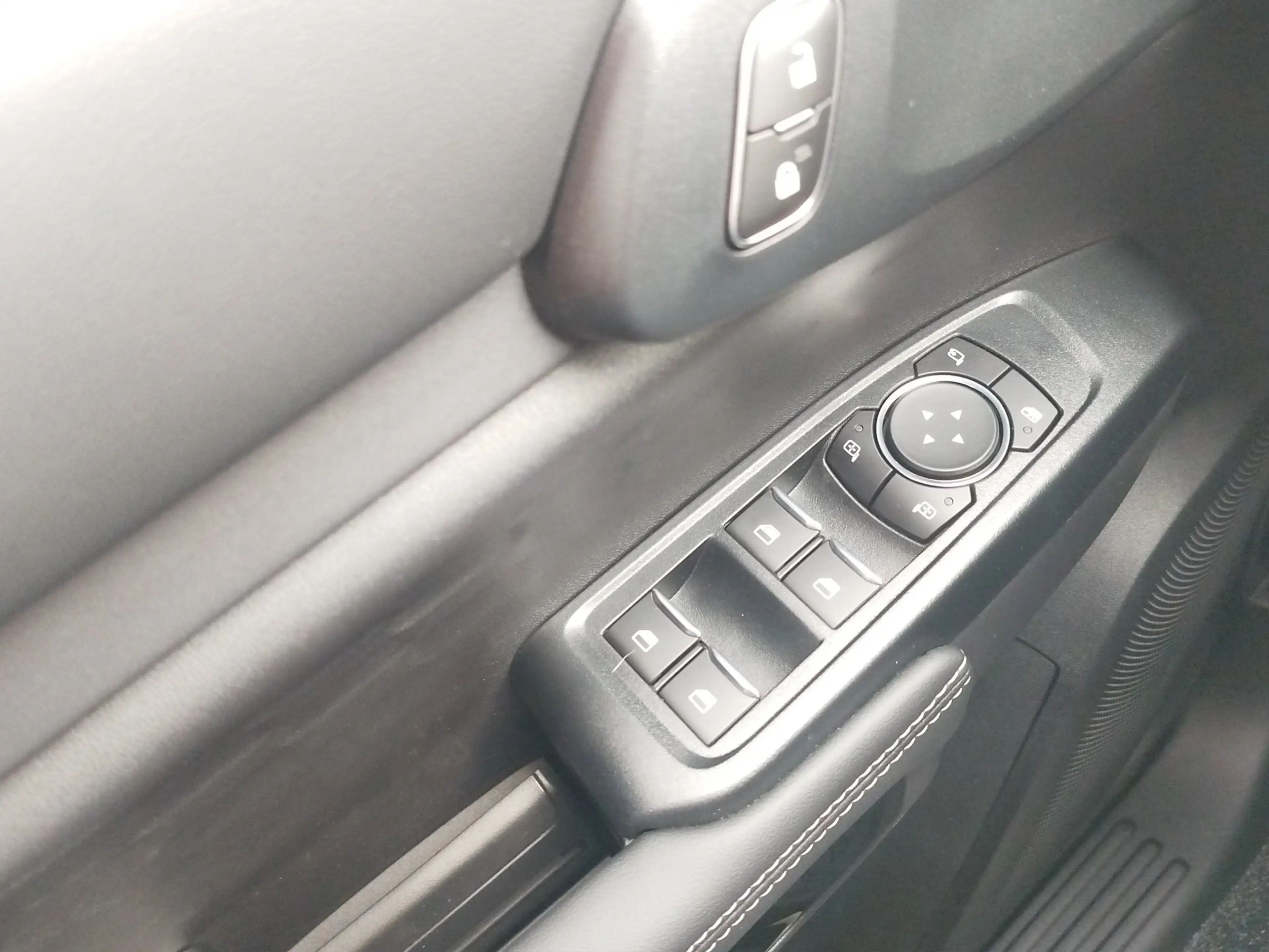 Ford Ranger Chill Grey Edition 3.0l e-4WD *ROLLO*AHK*ACC* — photo 14