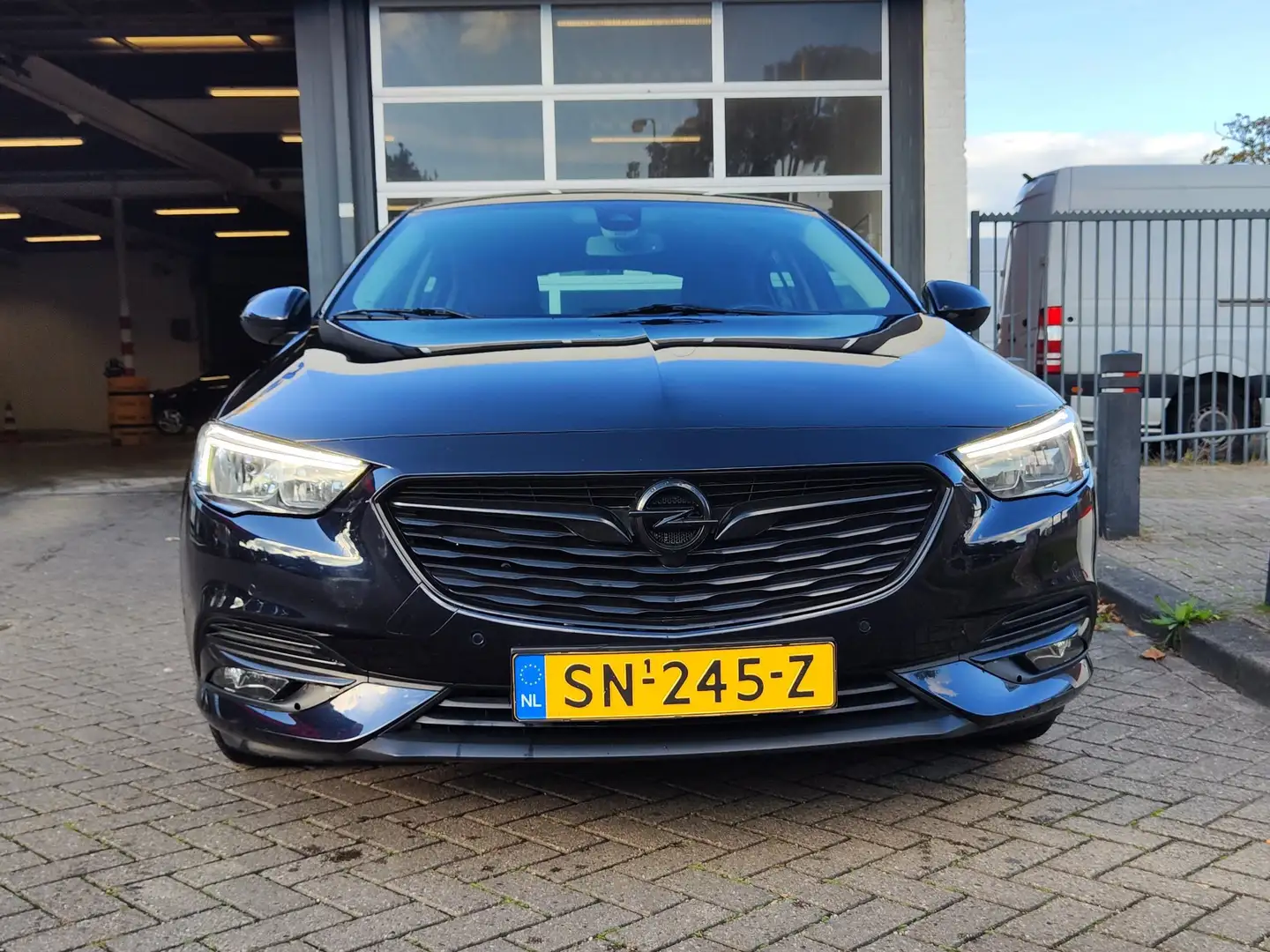 Opel Insignia Insignia 1.5 T ET Bns Exe Blauw - 2