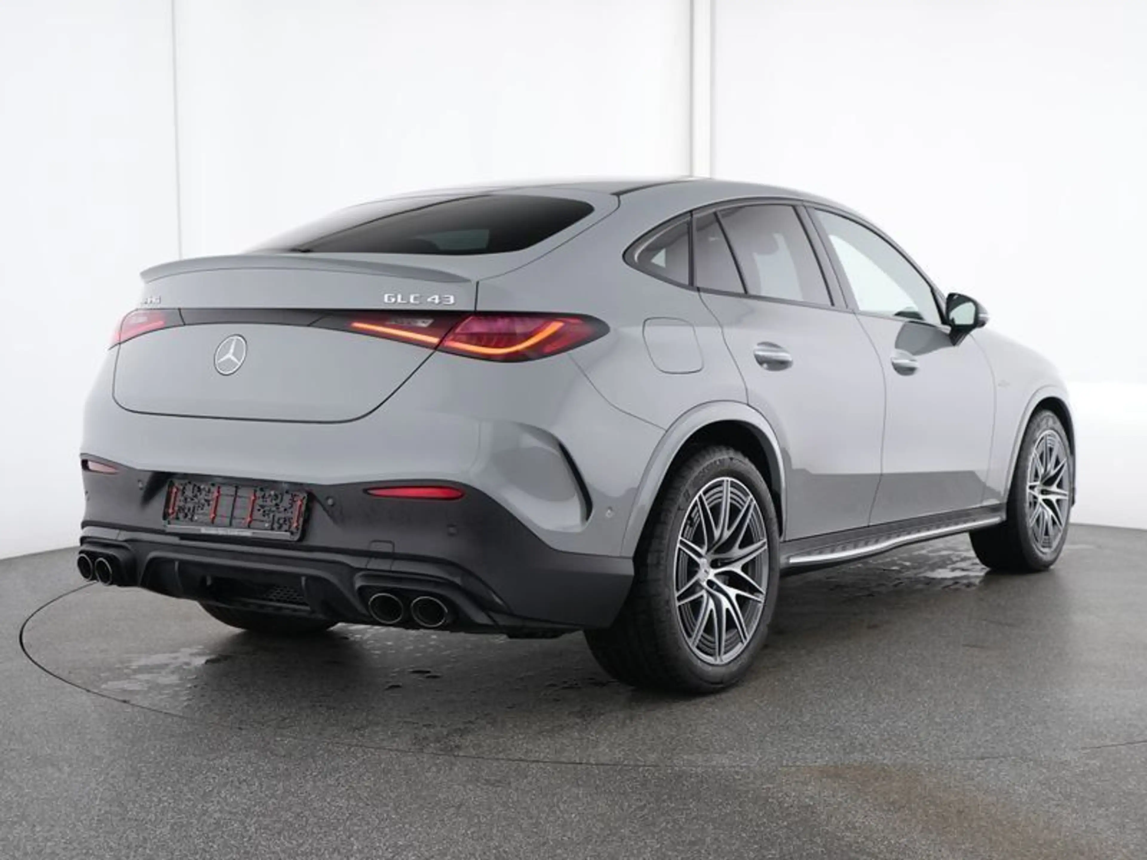 Mercedes-Benz GLC 43 AMG 4M Coupé Pano Burm HaL Di-Li Sthz DIS — photo 2