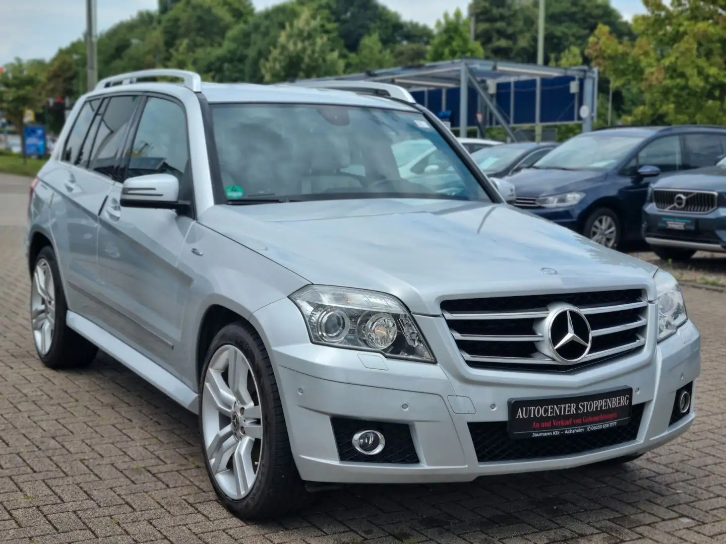 Mercedes-Benz GLK 350 CDI 4Matic Designo/Xenon/Leder/Navi/PDC+ Срібний - 2