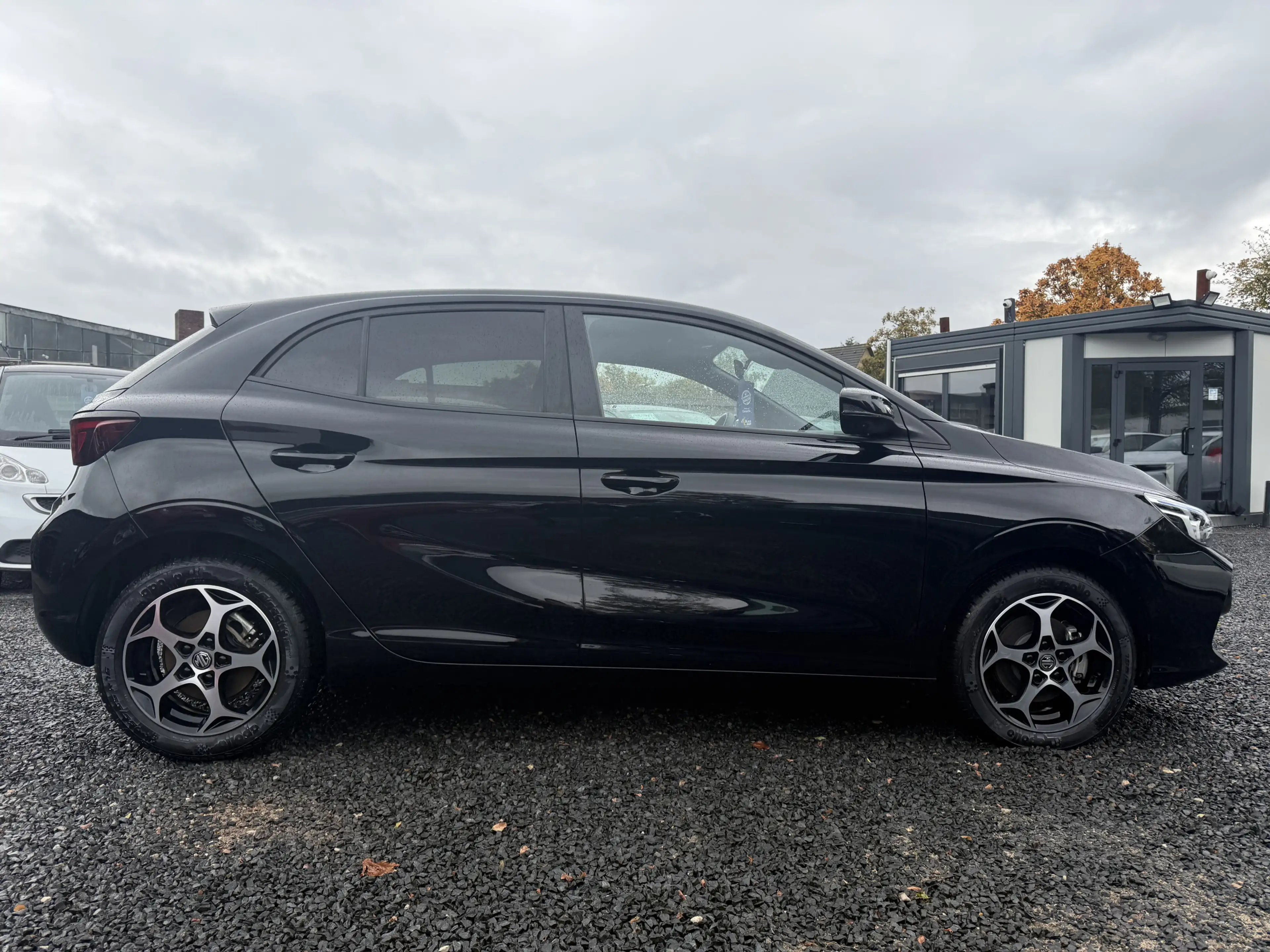 MG Others HYBRID 143KW NAVI 360°KAMERA SHZ ACC CAR-PLAY — photo 8