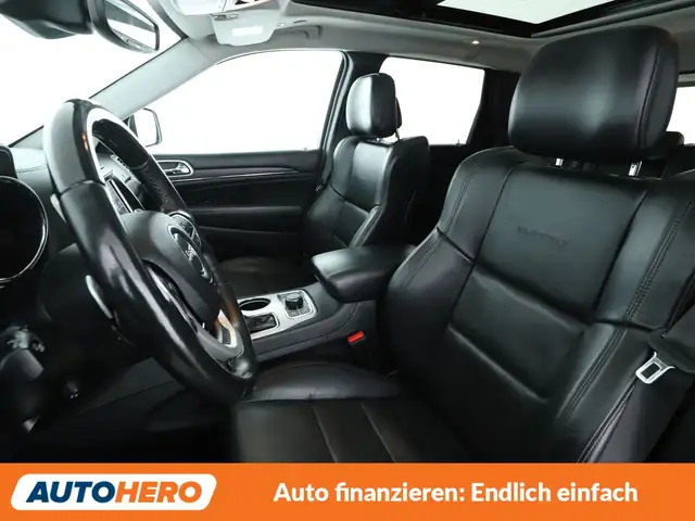 Jeep Grand Cherokee view 10