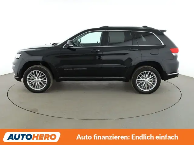 Jeep Grand Cherokee view 3