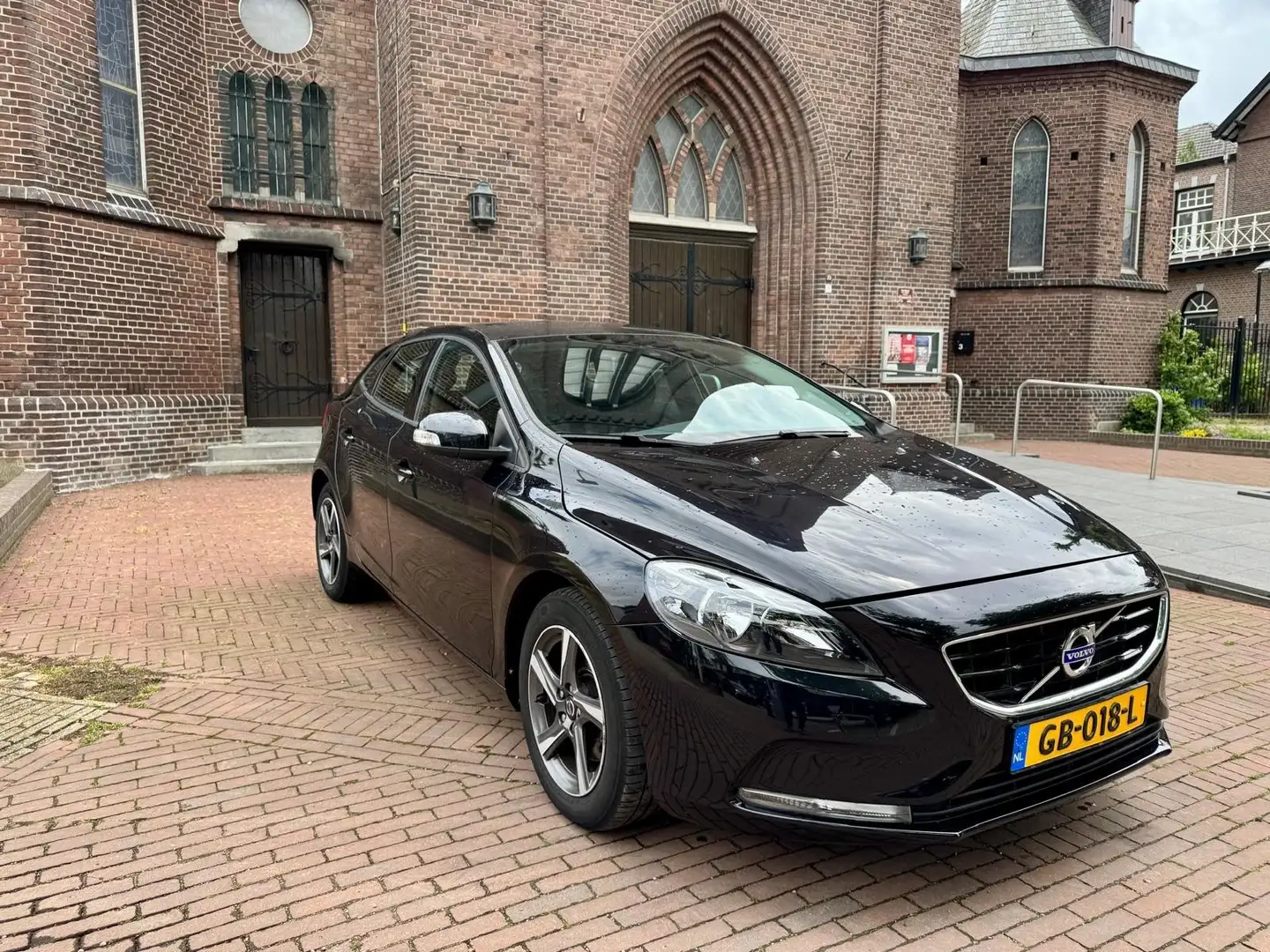 Volvo V40 1.6 T3 Summum - Panorama dak Zwart - 2