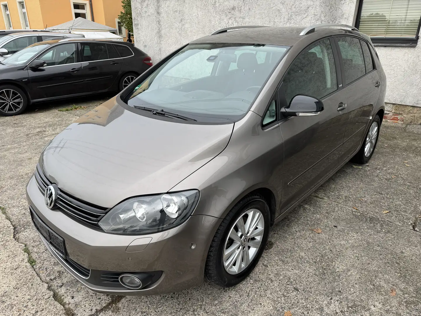 Volkswagen Golf Plus Style Automatik Braun - 1