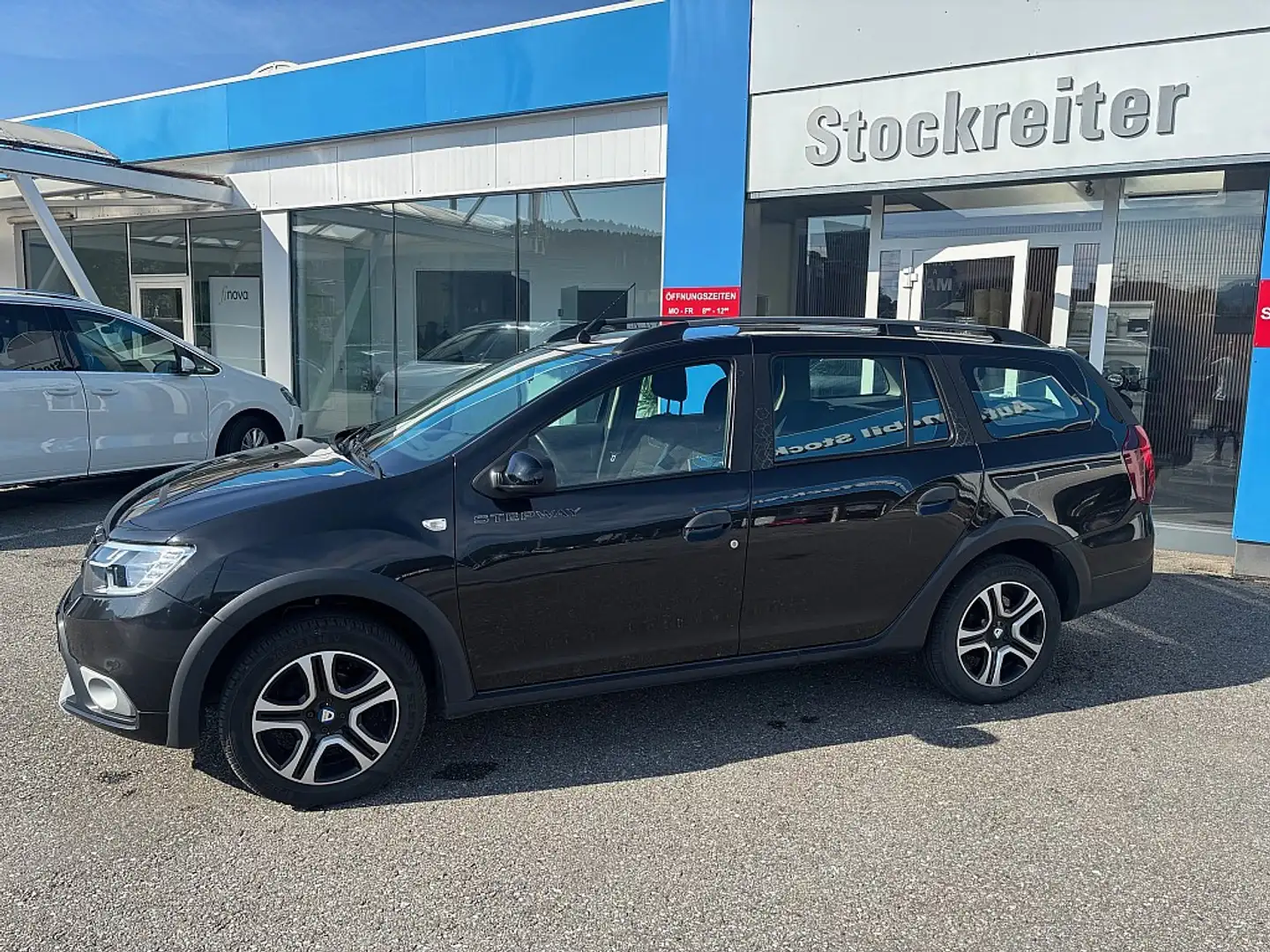 Dacia Logan MCV Celebration 90*AHK*NAVI*PDC Schwarz - 2