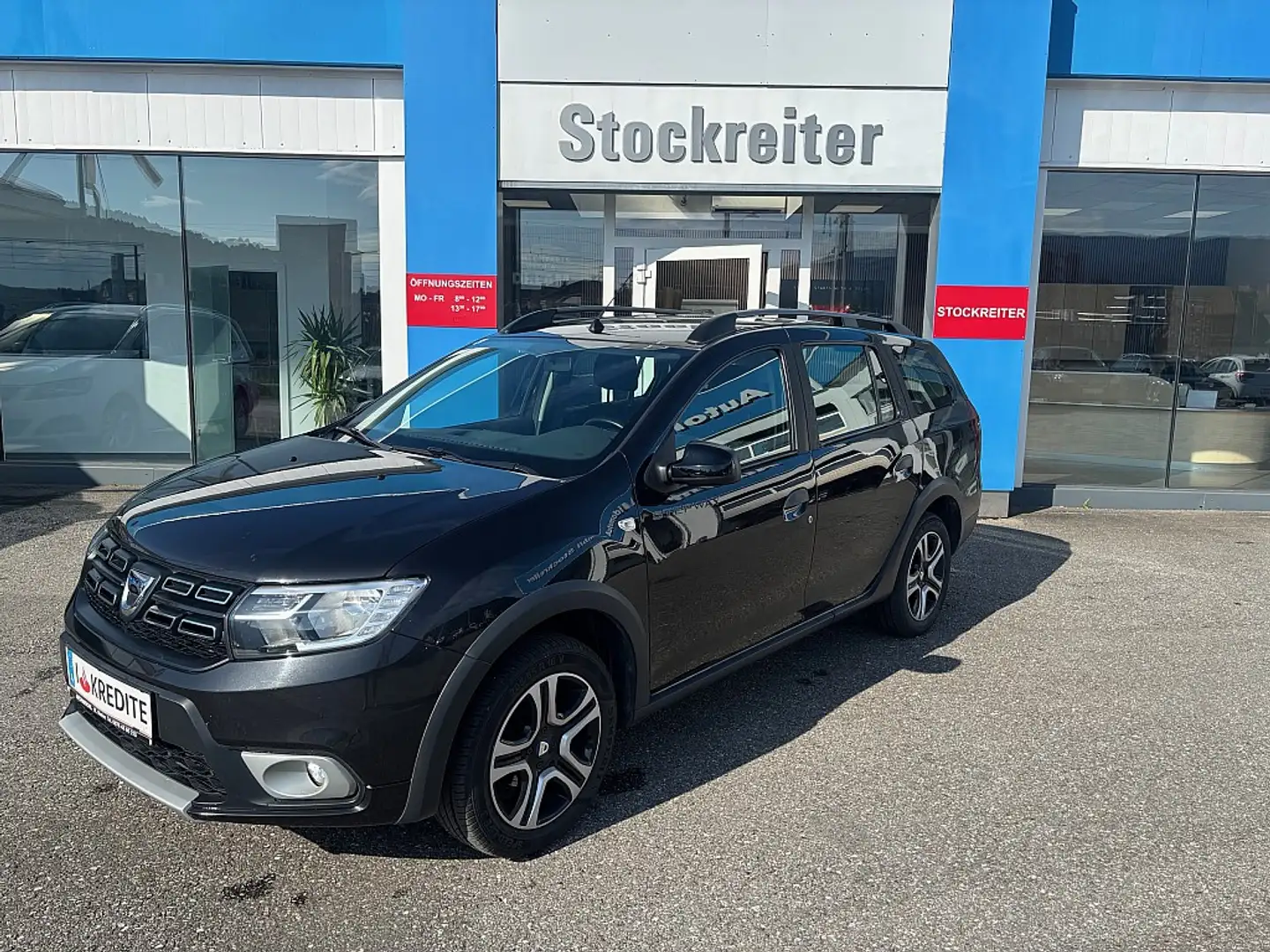 Dacia Logan MCV Celebration 90*AHK*NAVI*PDC Schwarz - 1