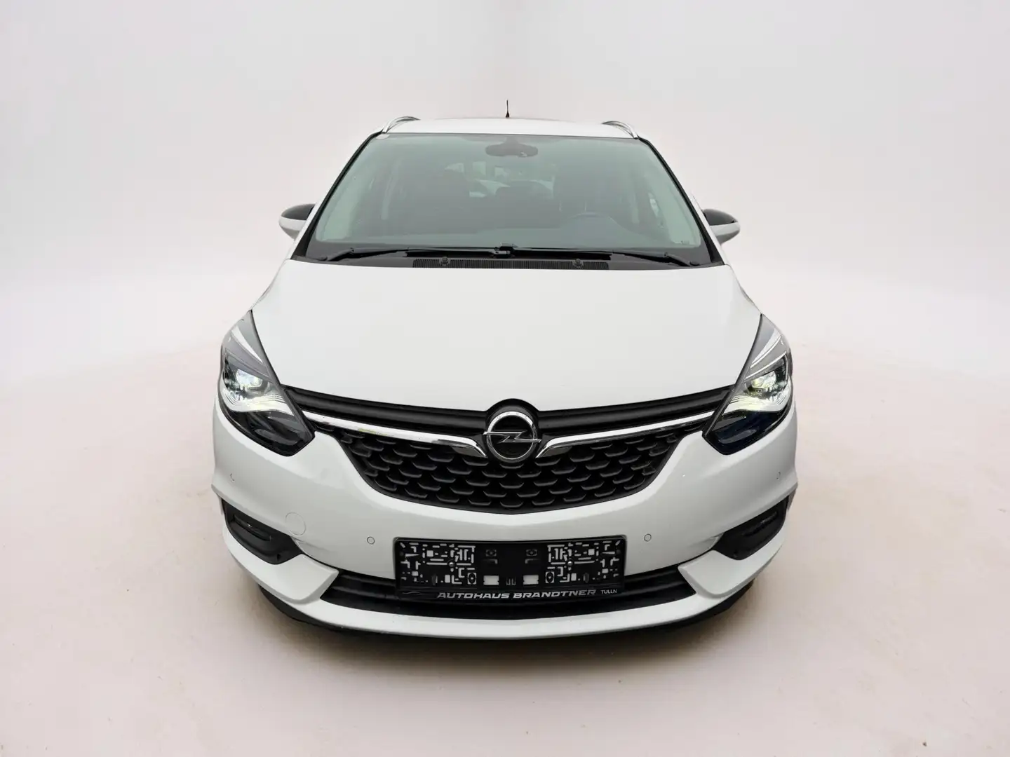 Opel Zafira Innovation - gepflegter Gebrauchtwagen Weiß - 2
