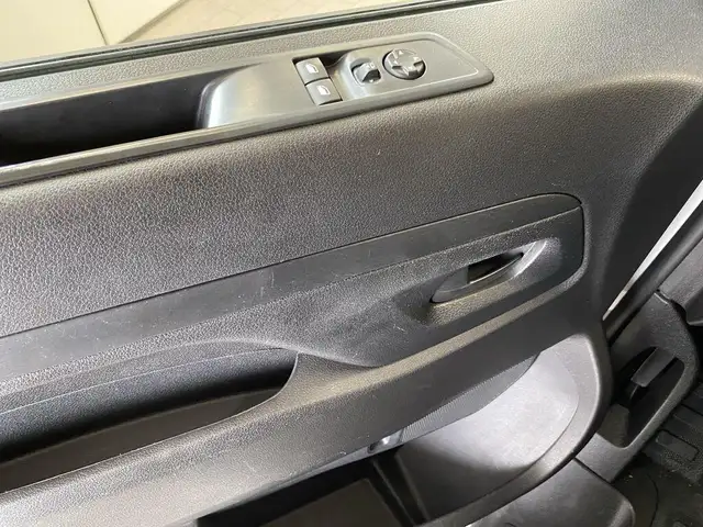 Peugeot Expert view 13