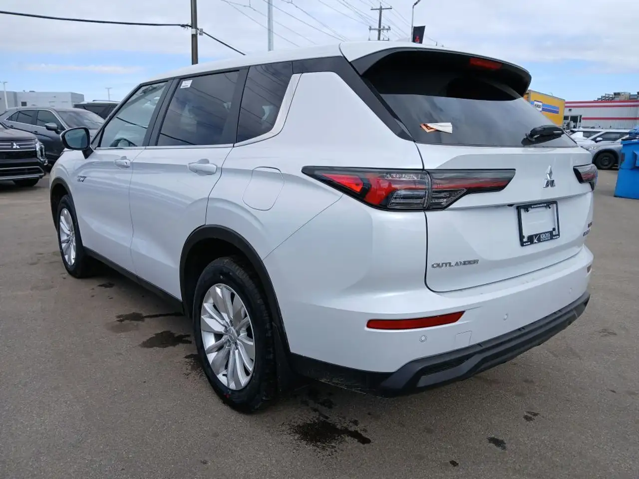 Mitsubishi Outlander снимка Mitsubishi Outlander