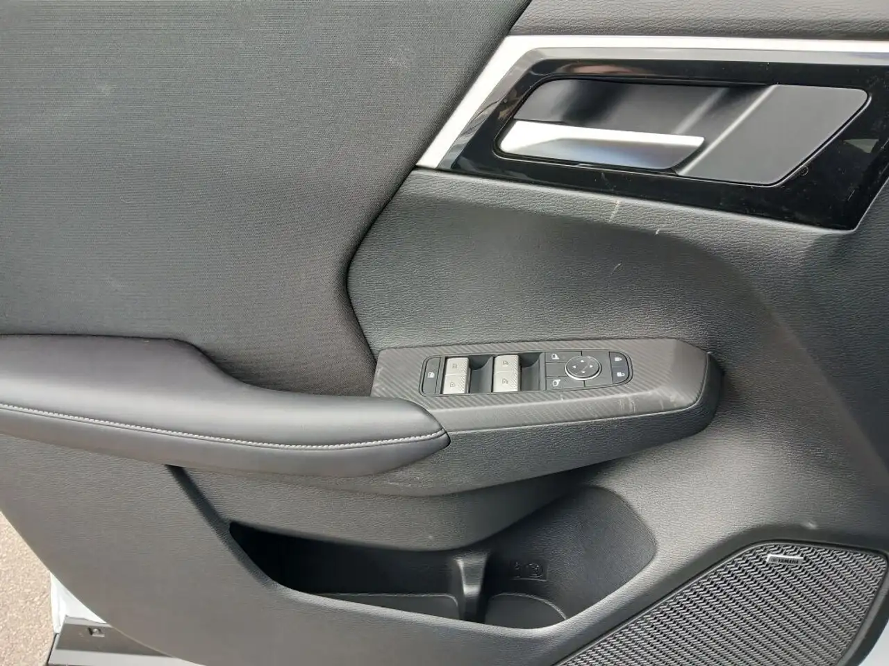 Mitsubishi Outlander снимка Mitsubishi Outlander