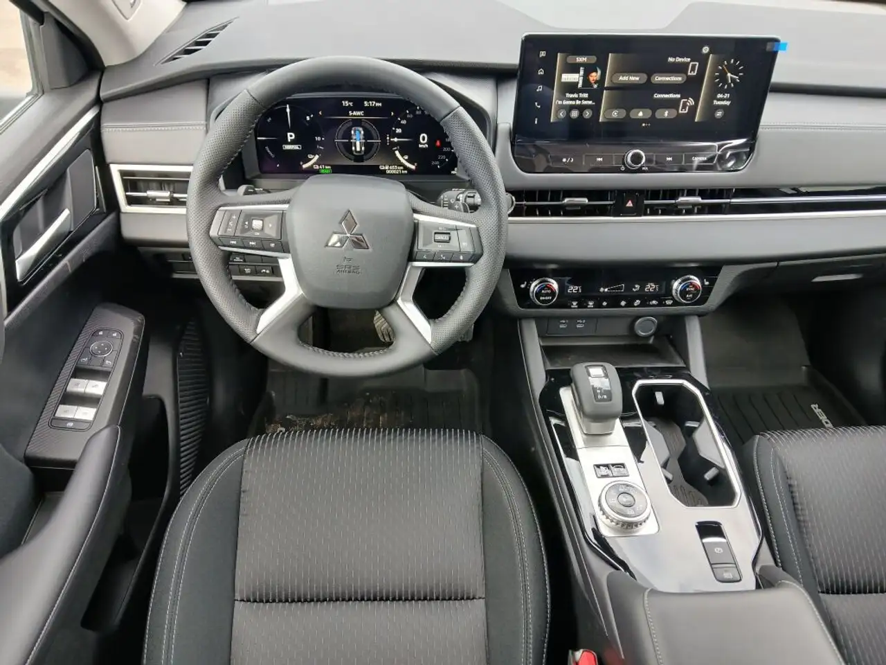 Mitsubishi Outlander снимка Mitsubishi Outlander