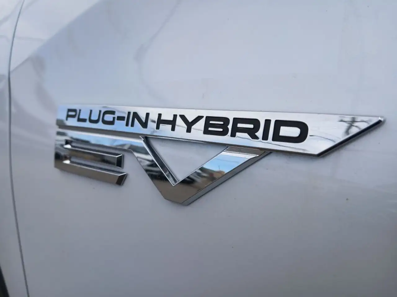 Mitsubishi Outlander снимка Mitsubishi Outlander