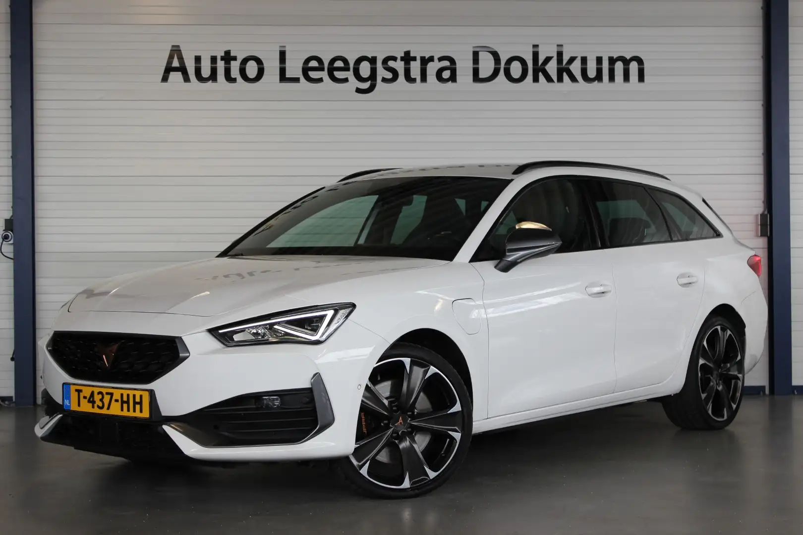 CUPRA Leon Sportstourer 1.4 e-Hybrid 245 Plug-in | Camera | M Blanc - 1