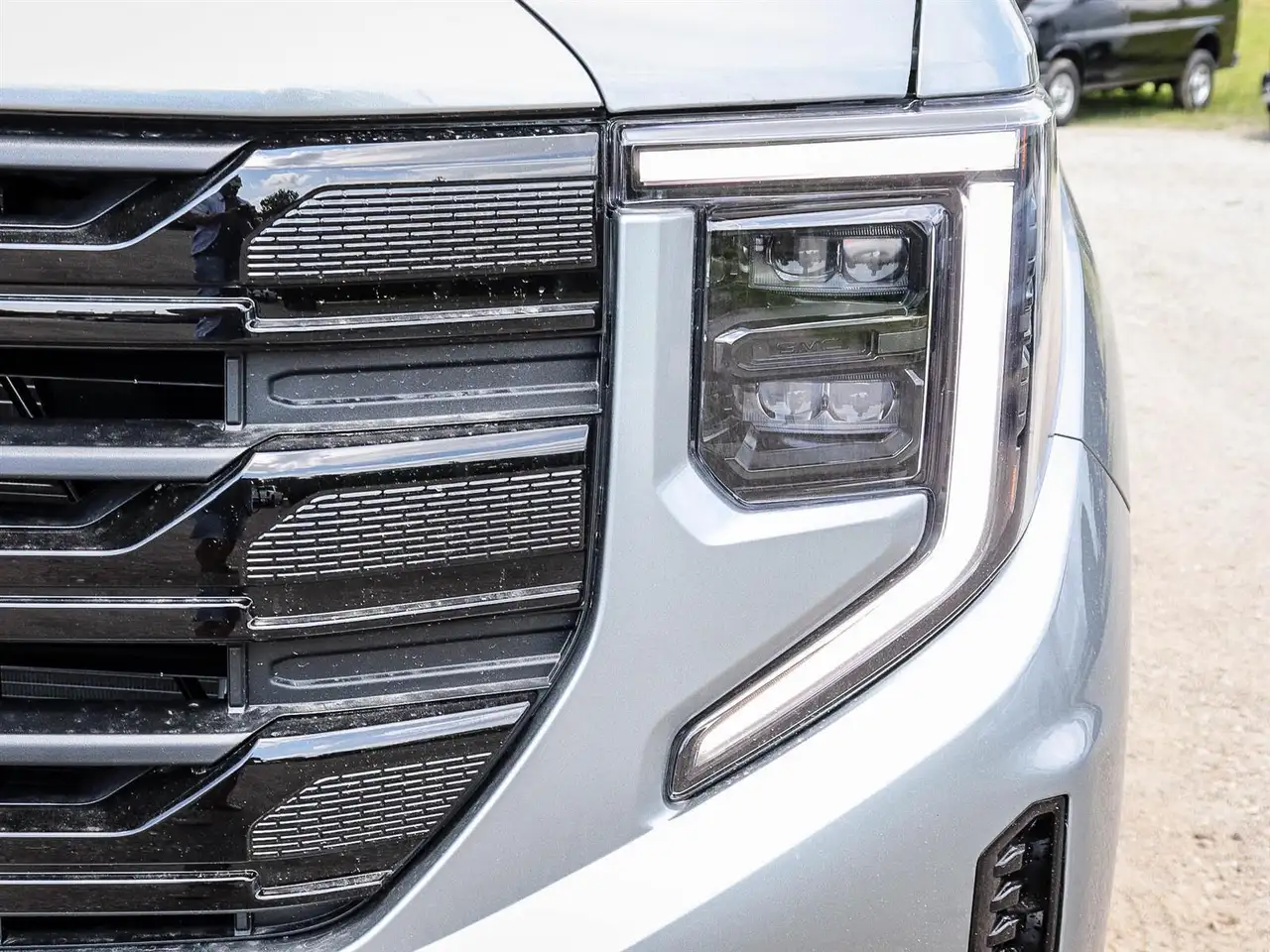 GMC Sierra 1500 photo GMC Sierra 1500