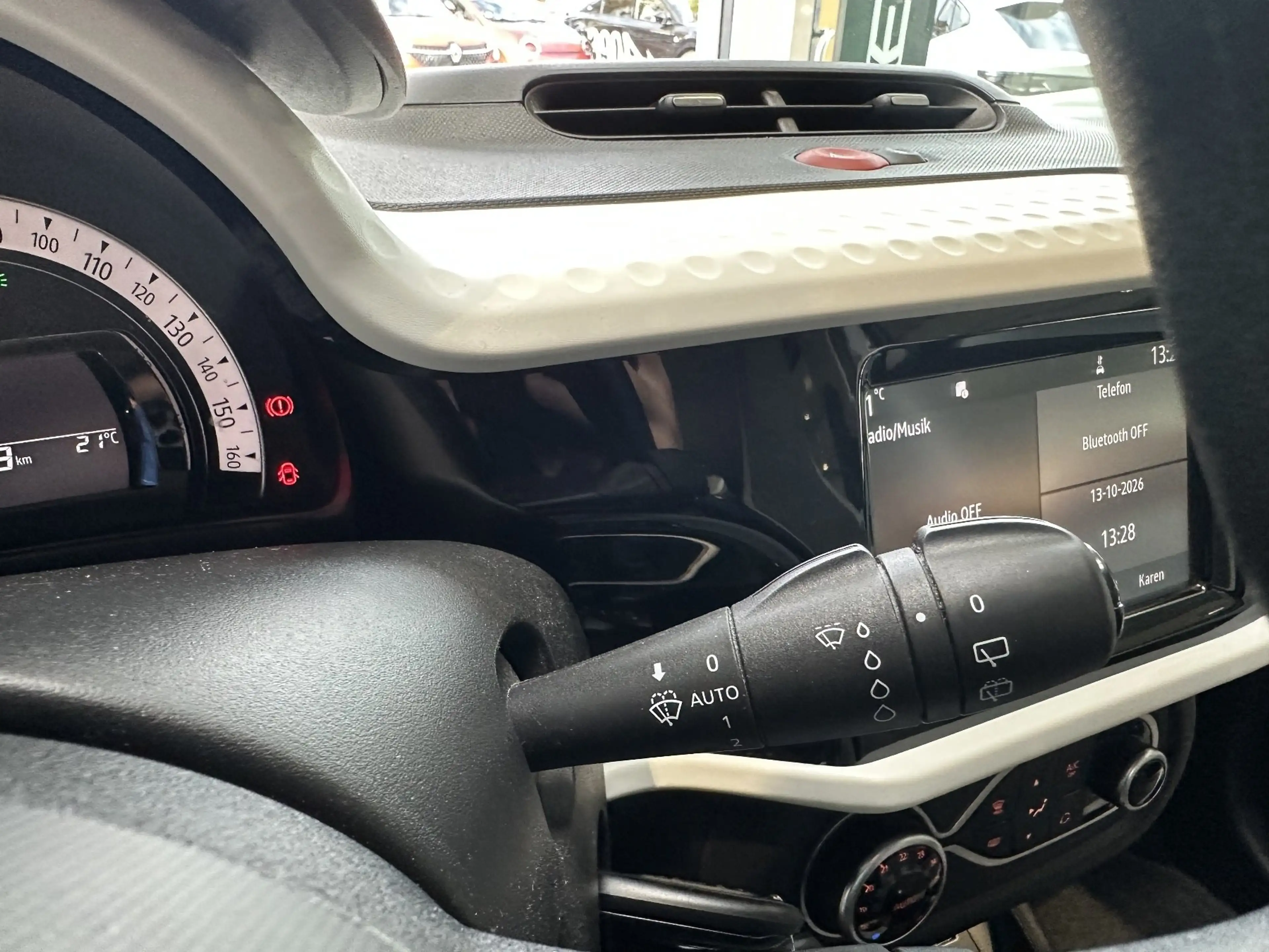Renault Twingo Electric Equilibre — photo 36