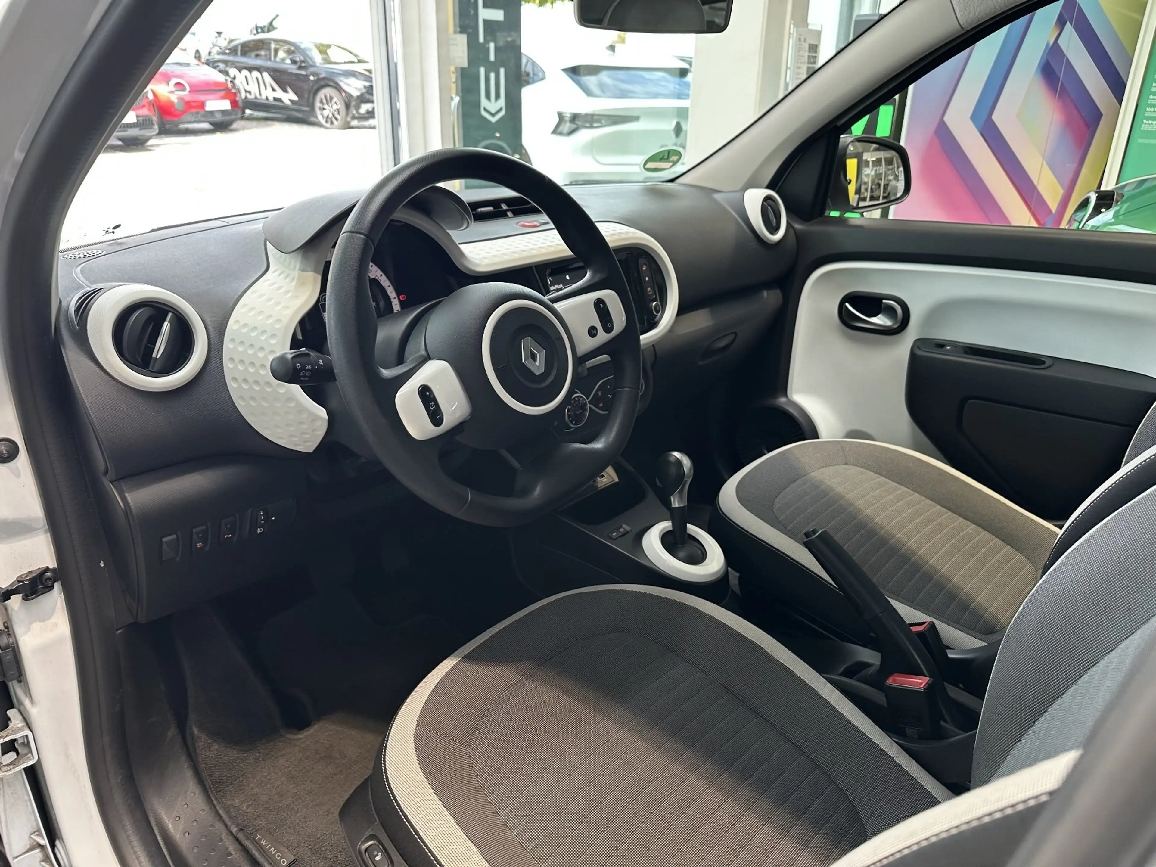 Renault Twingo Electric Equilibre — photo 29