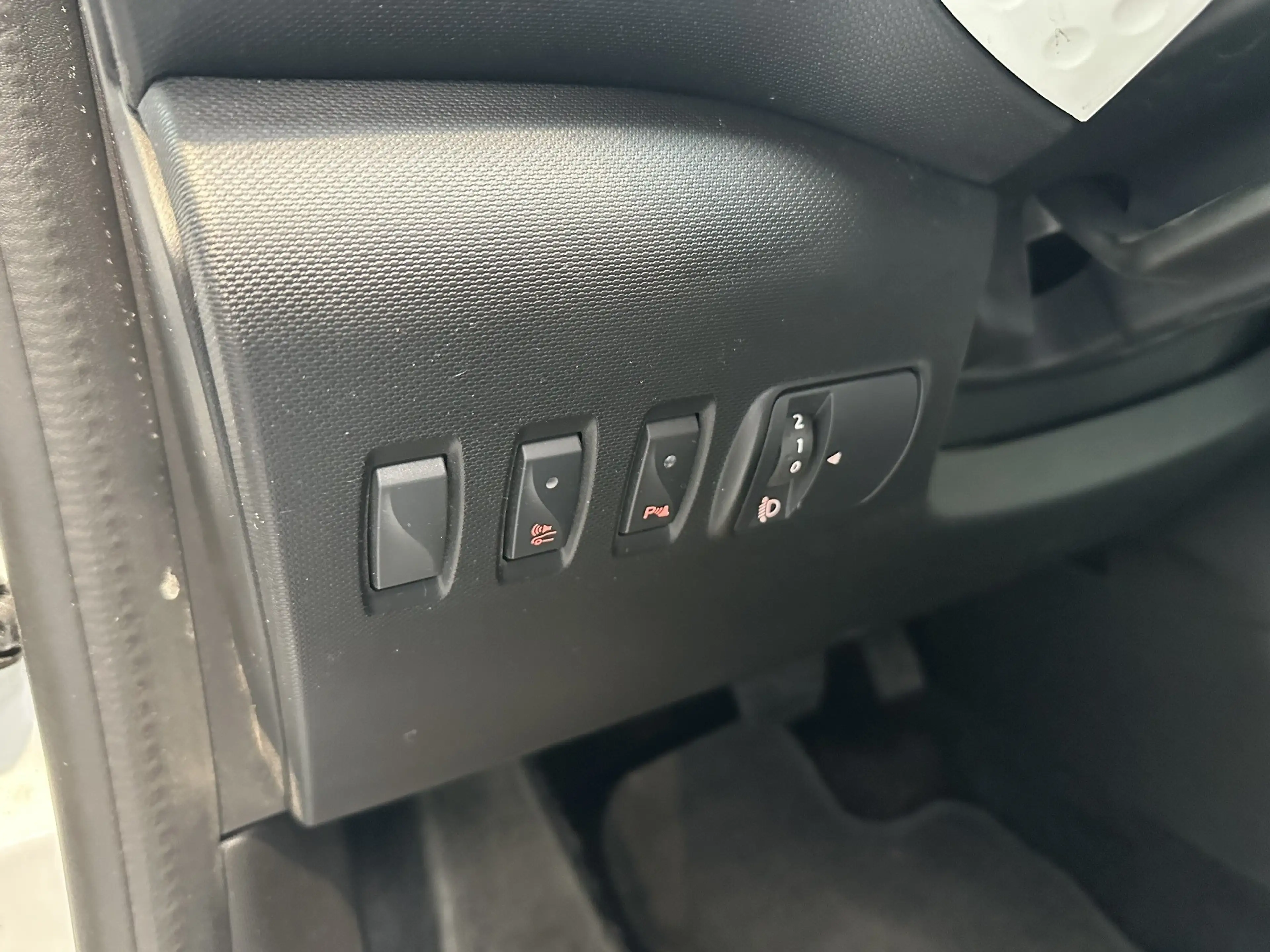 Renault Twingo Electric Equilibre — photo 27