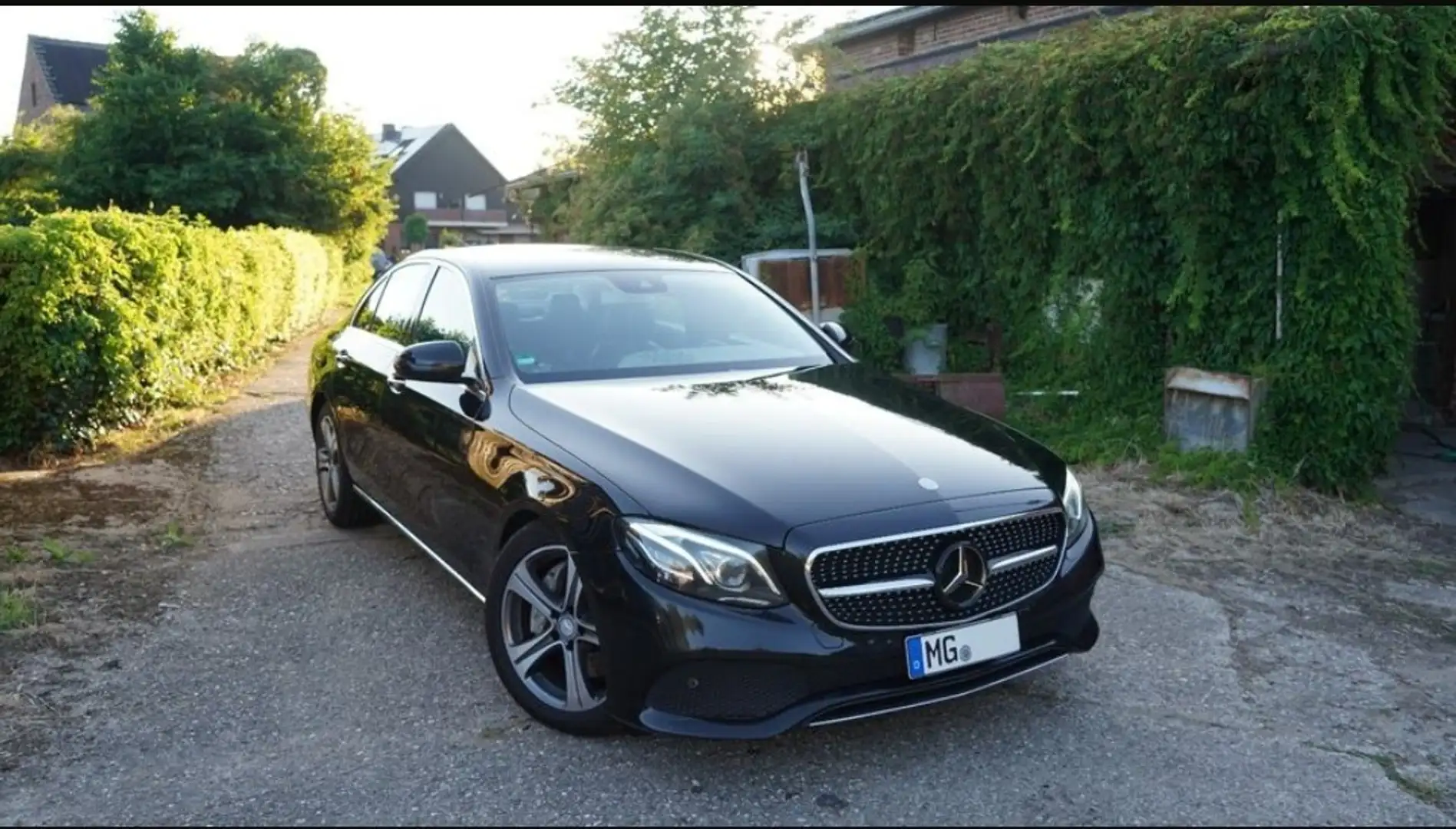 Mercedes-Benz E 220 D Scheckheft Widescreen W213 Schwarz - 1