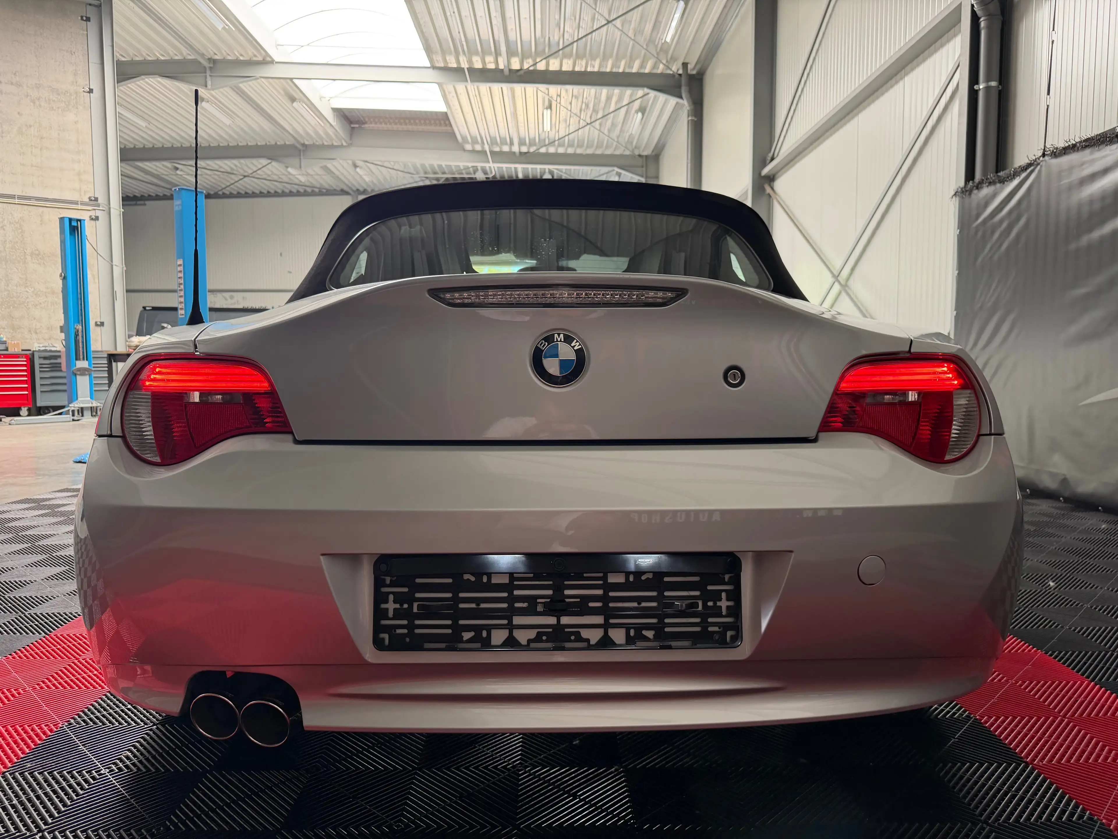 BMW Z4 2.0i 16v/Xeon/Airco/Zv/18"inc/Supersprint/Topper !!!/ — photo 3