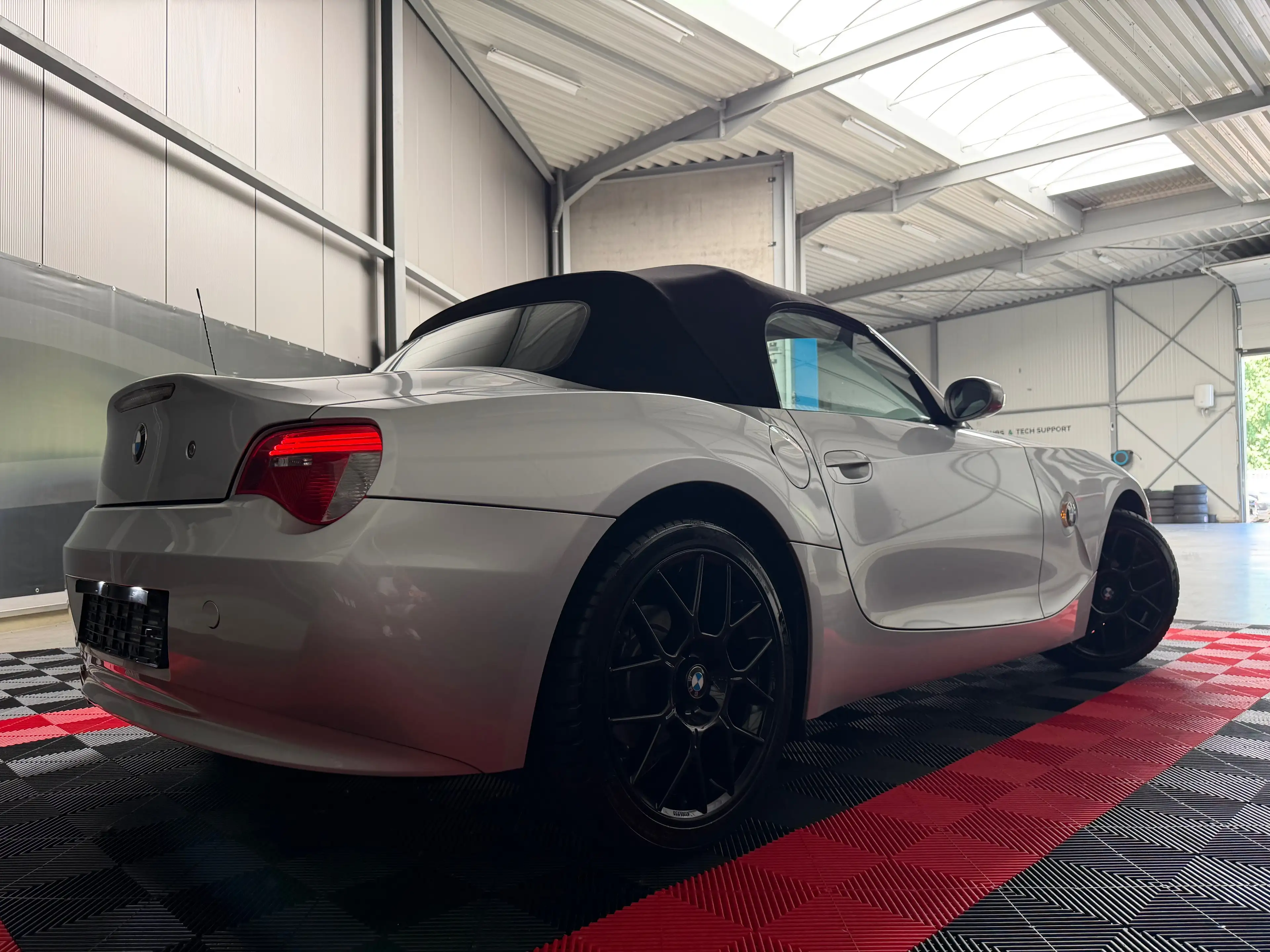 BMW Z4 2.0i 16v/Xeon/Airco/Zv/18"inc/Supersprint/Topper !!!/ — photo 6
