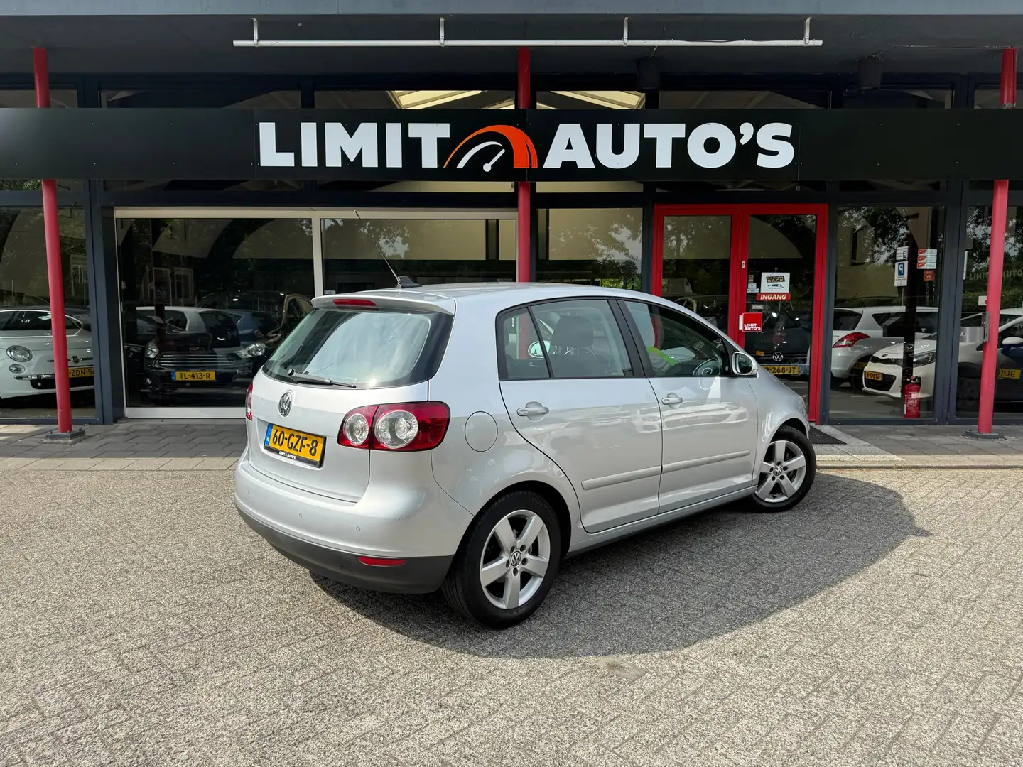 Volkswagen Golf Plus 1.4 TSI Sportline Climate/Aut/Cruise/Navi/Pdc/Nap/ Grijs - 2