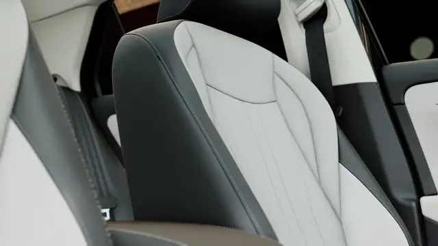 Volkswagen T-Roc view 9