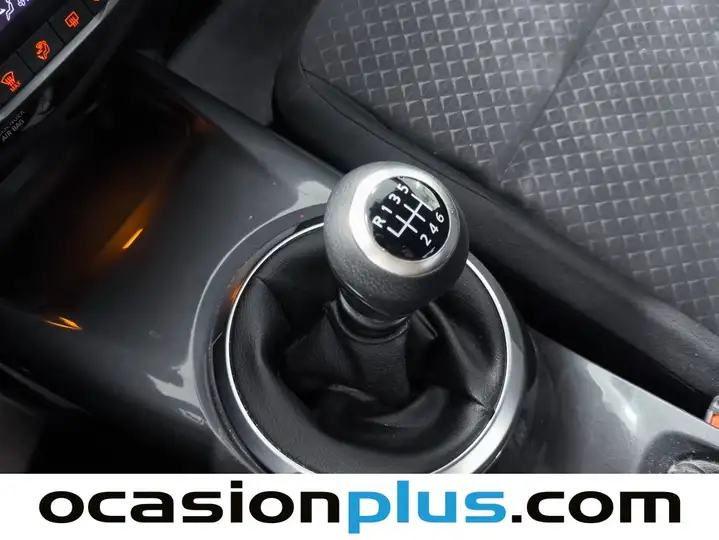 Nissan Juke 2020, foto 5