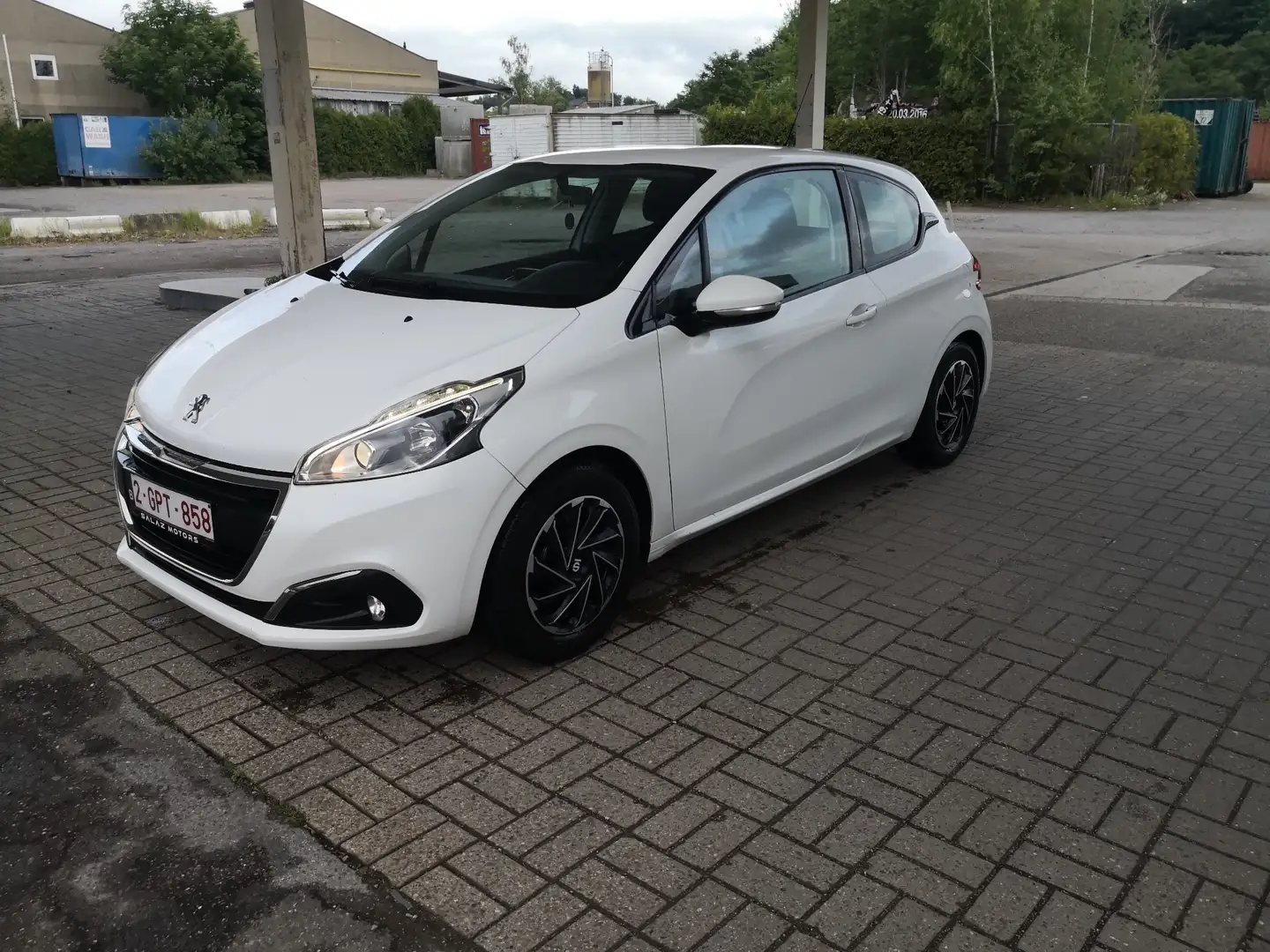 Peugeot 208 PureTech 82 Style - 1