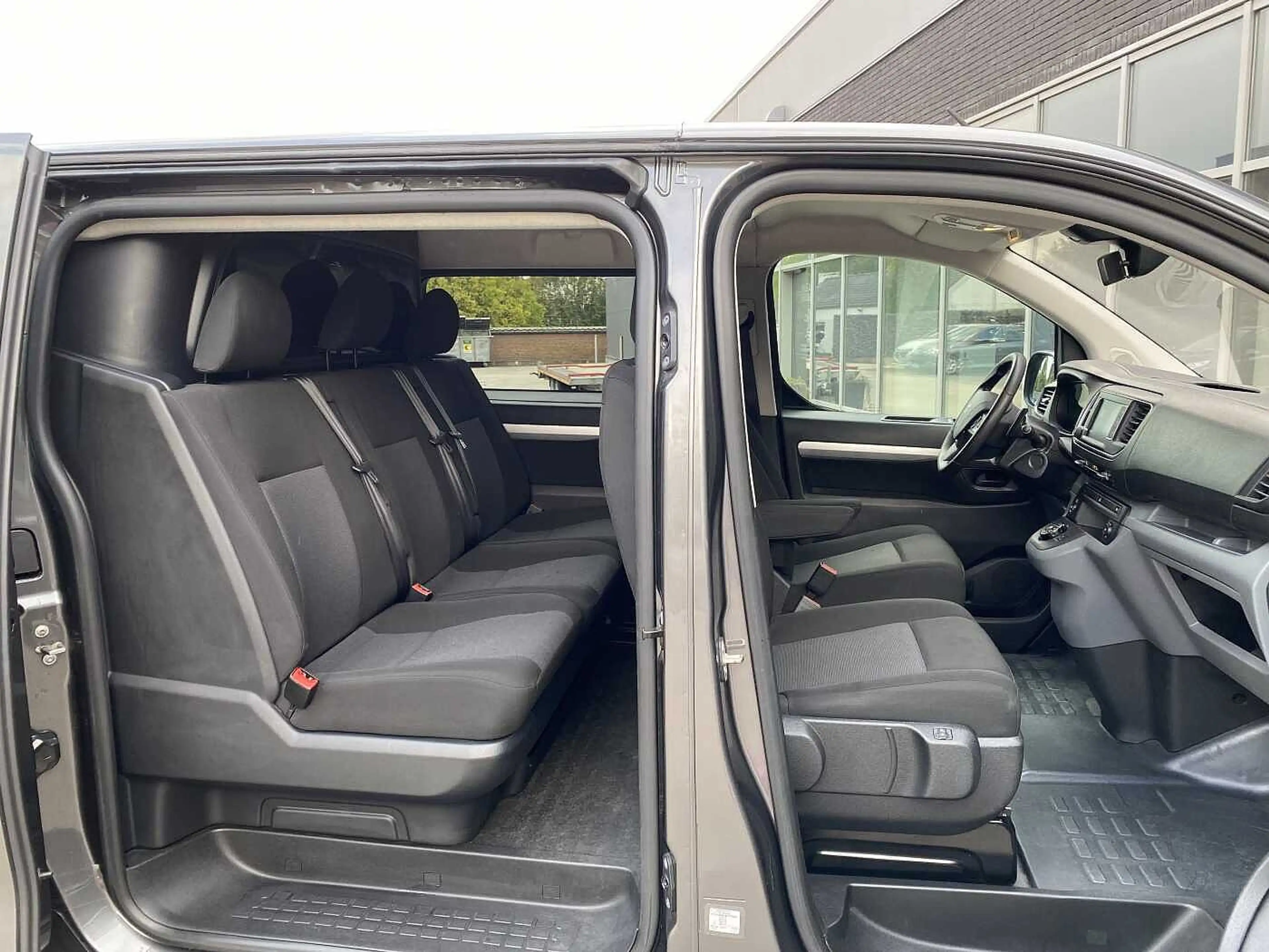 Peugeot Expert 2.0 BlueHDi L3 Dubbele Cabine Asphalt S&S Automaat — photo 8