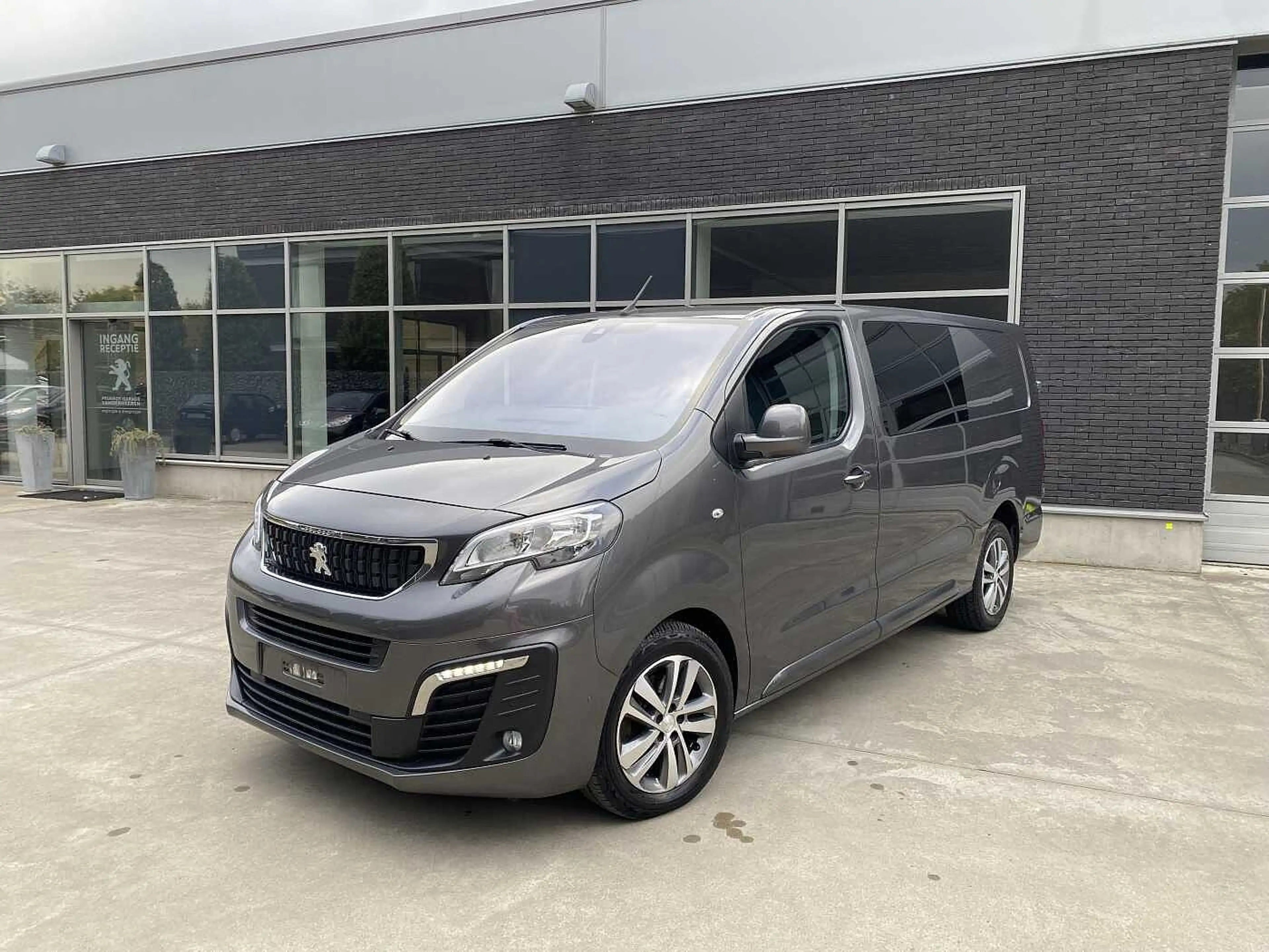 Peugeot Expert 2.0 BlueHDi L3 Dubbele Cabine Asphalt S&S Automaat