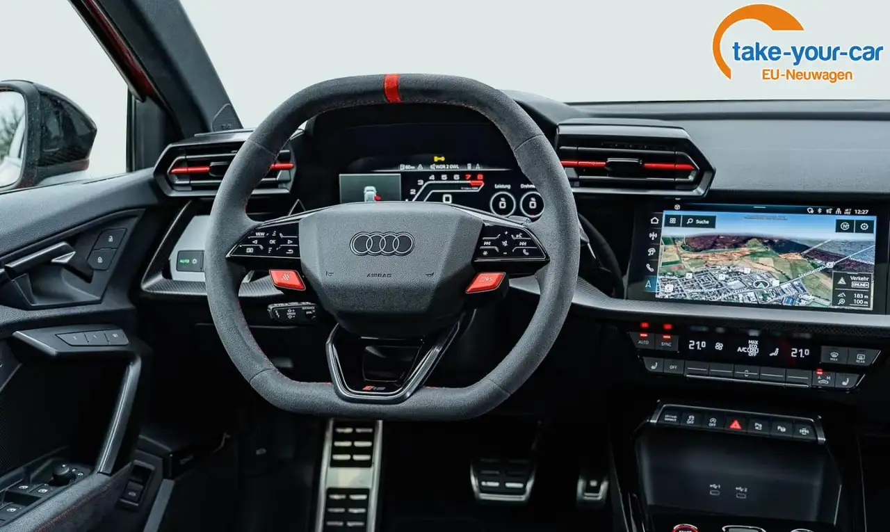 Audi RS3 Limousine 360KAM+SHZ+KLIMA+LED+SOUND+19"ALU+DES... 6