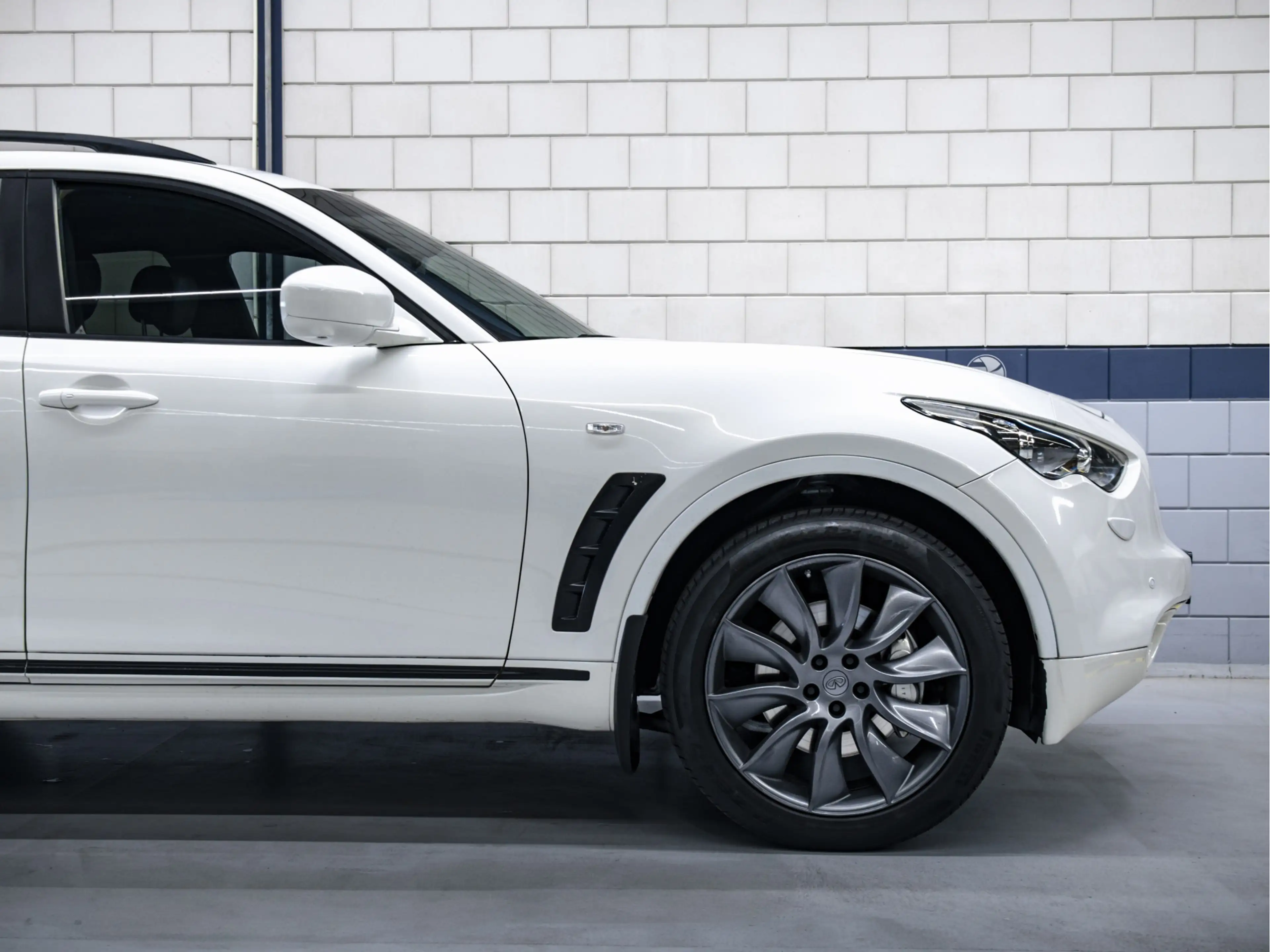 Infiniti FX 50 S AWD | 5.0L V8 | Automaat Youngtimer — photo 7
