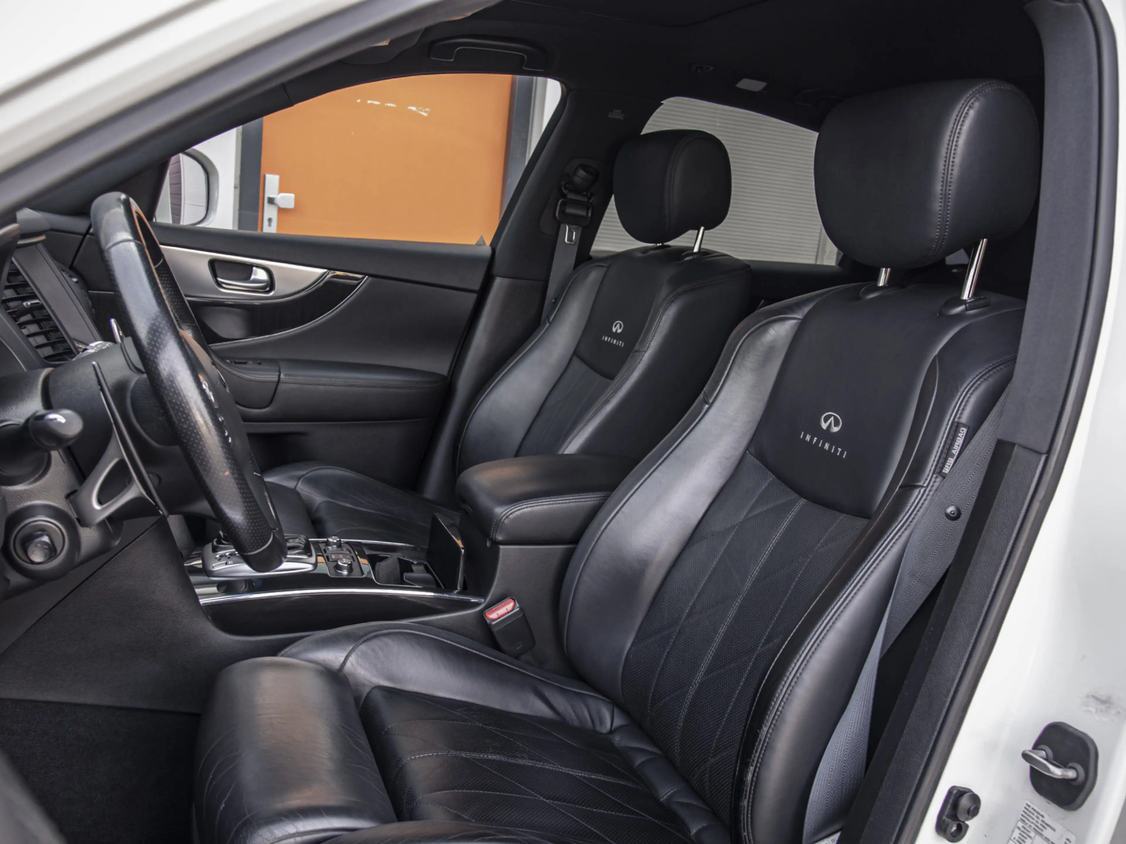 Infiniti FX 50 S AWD | 5.0L V8 | Automaat Youngtimer — photo 14