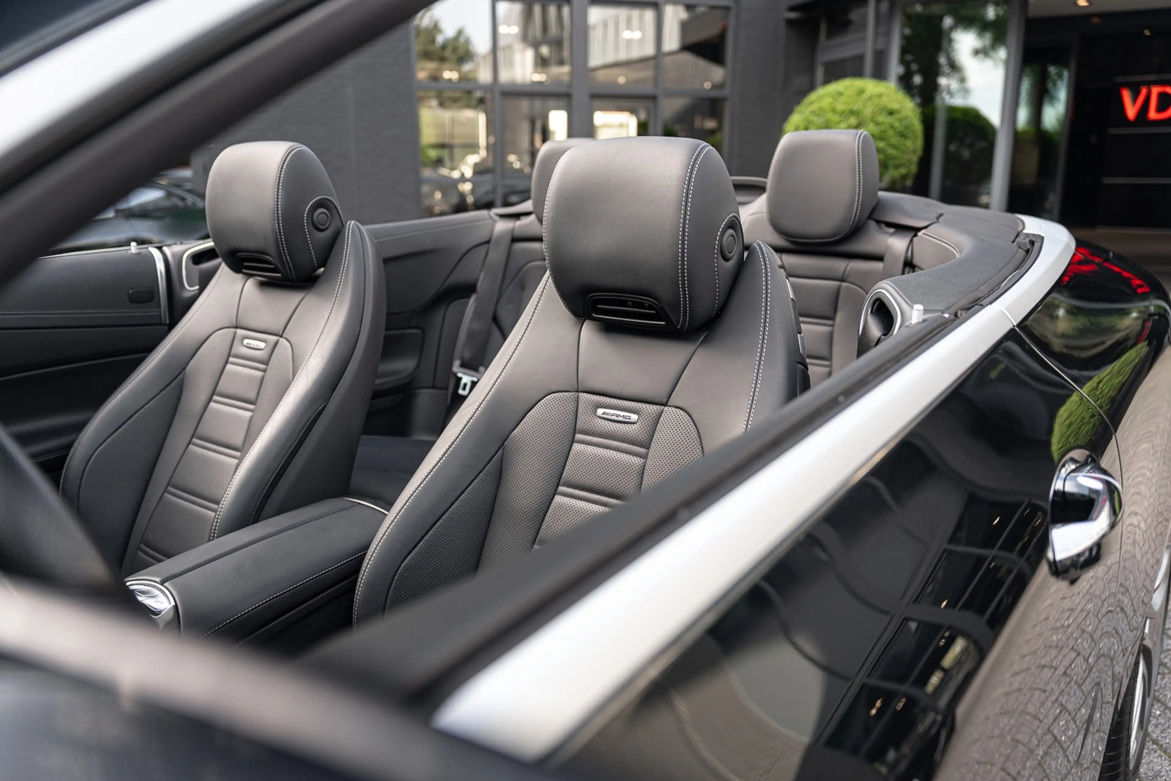 Mercedes-Benz E 53 AMG E53 435pk | Nightpakket | Smaragdgroen | Head-up | — photo 24