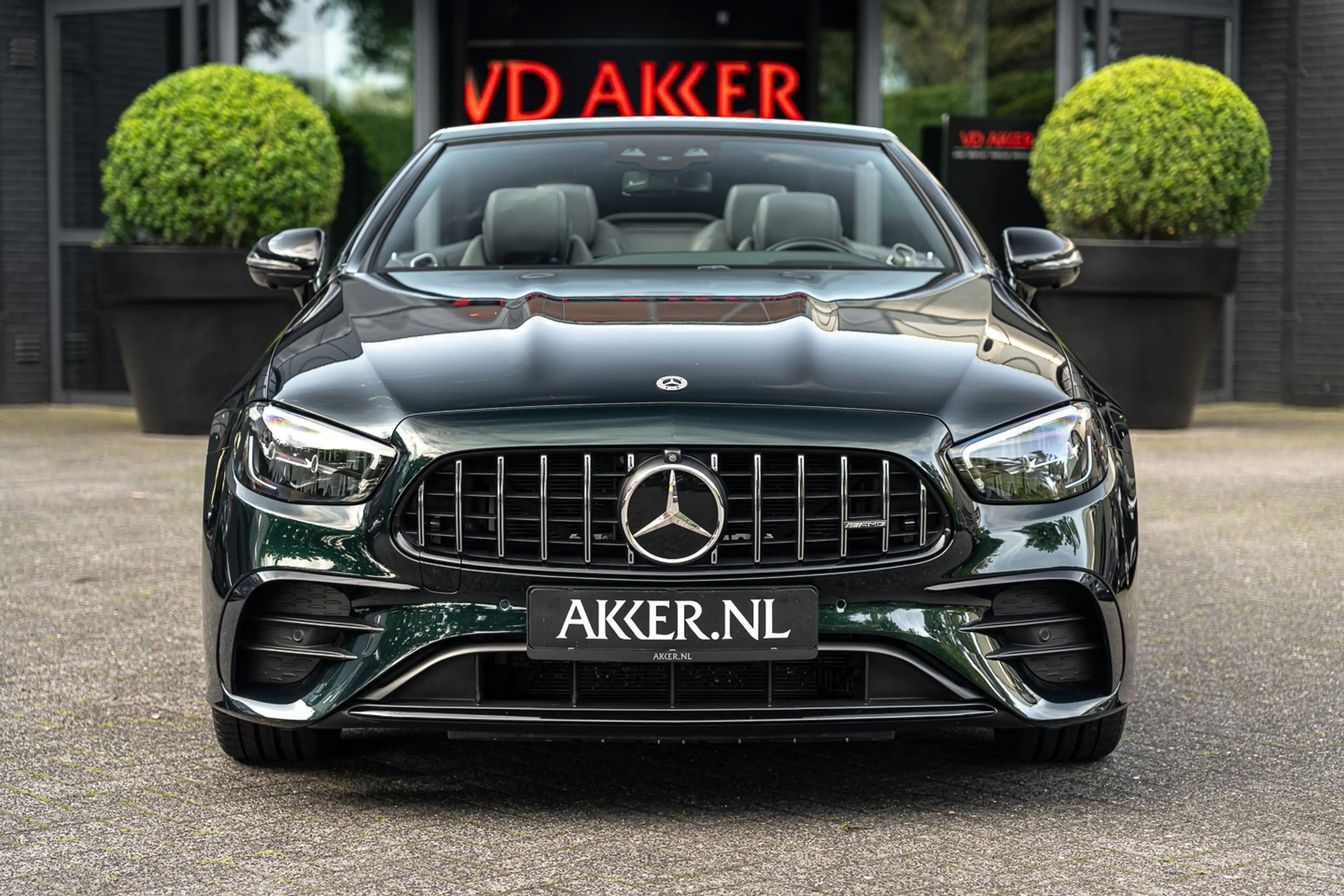 Mercedes-Benz E 53 AMG E53 435pk | Nightpakket | Smaragdgroen | Head-up | — photo 17
