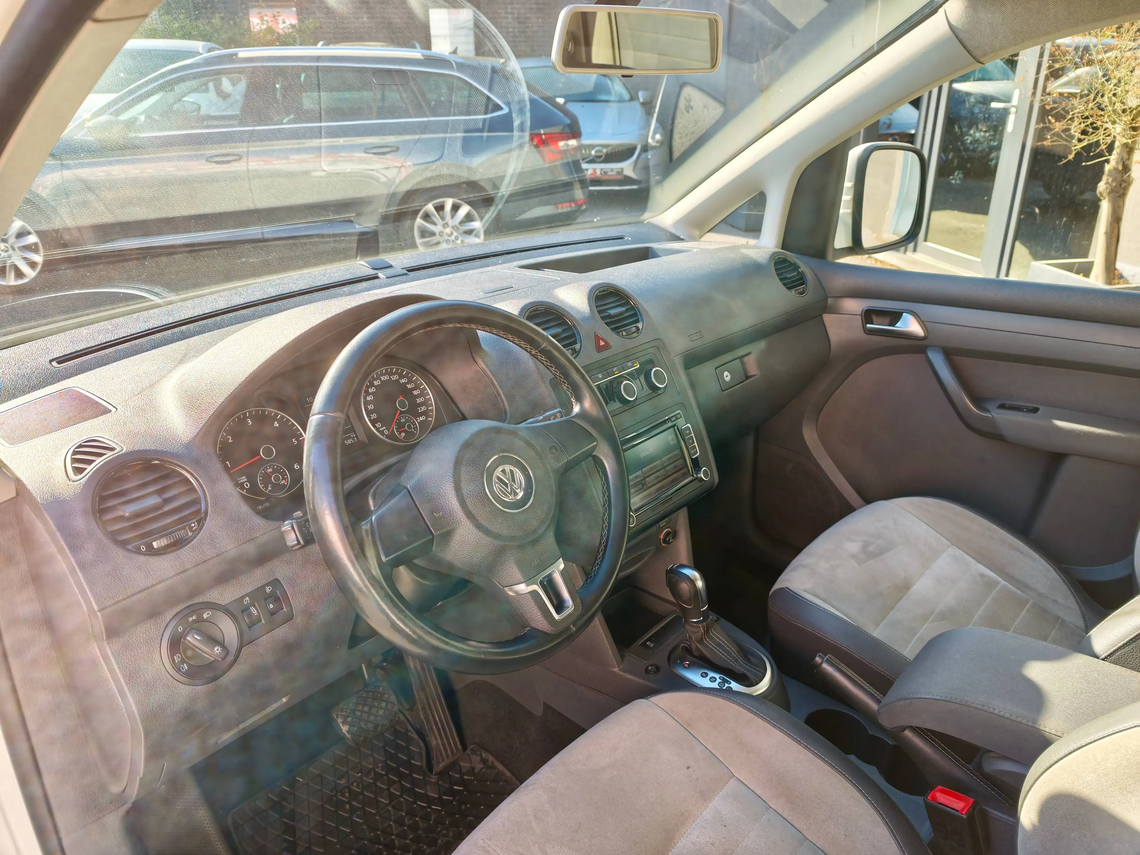 Volkswagen Caddy 1.6 CR TDi Edition 30 DSG *CLIM*SIEGES CHAUFFANT*BLUETOOTH*GARANTIE 12 MOIS — photo 7