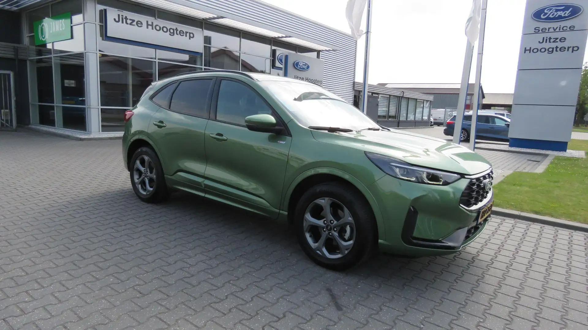 Ford Kuga 2.5 FHEV ST-Line AWD CRUISE, WINTER PACK, TECHNOLO Vert - 2