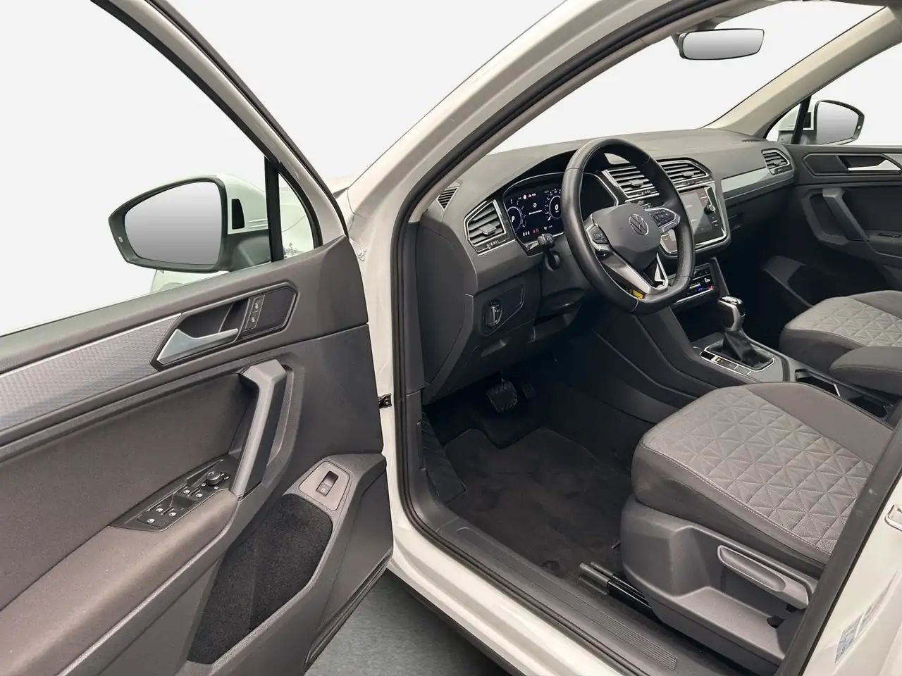 Volkswagen Tiguan Life 1.4 TSI eHybrid DSG*NAVI*KAM*PDC*LED 15