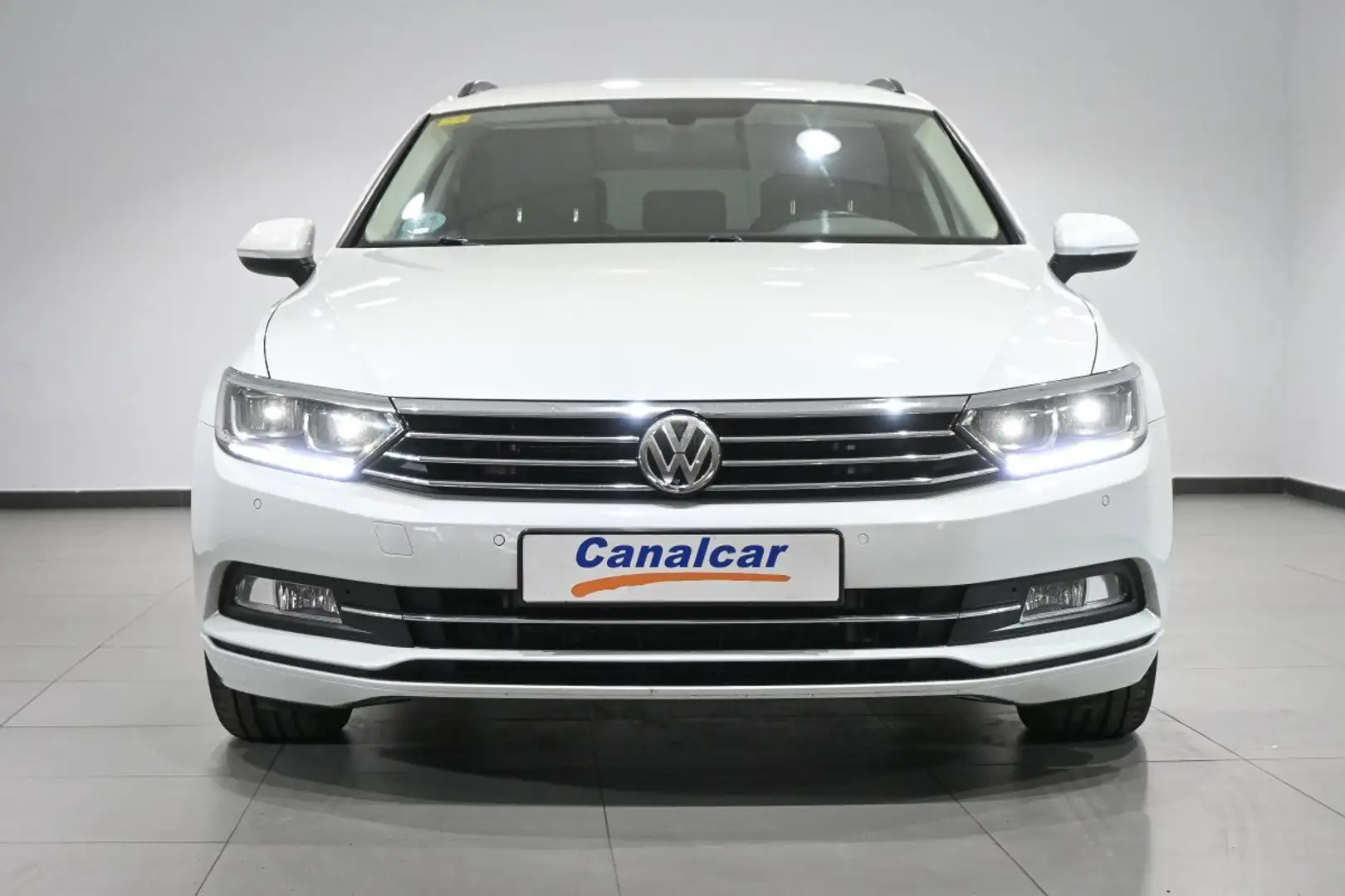 Volkswagen Passat Variant 2.0TDI Advance DSG7 110kW Blanco - 2